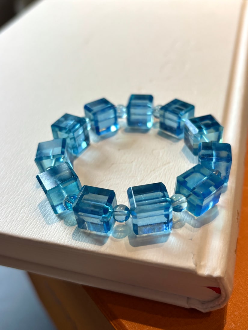 An Exquisite Aquamarine Bracelets - 6