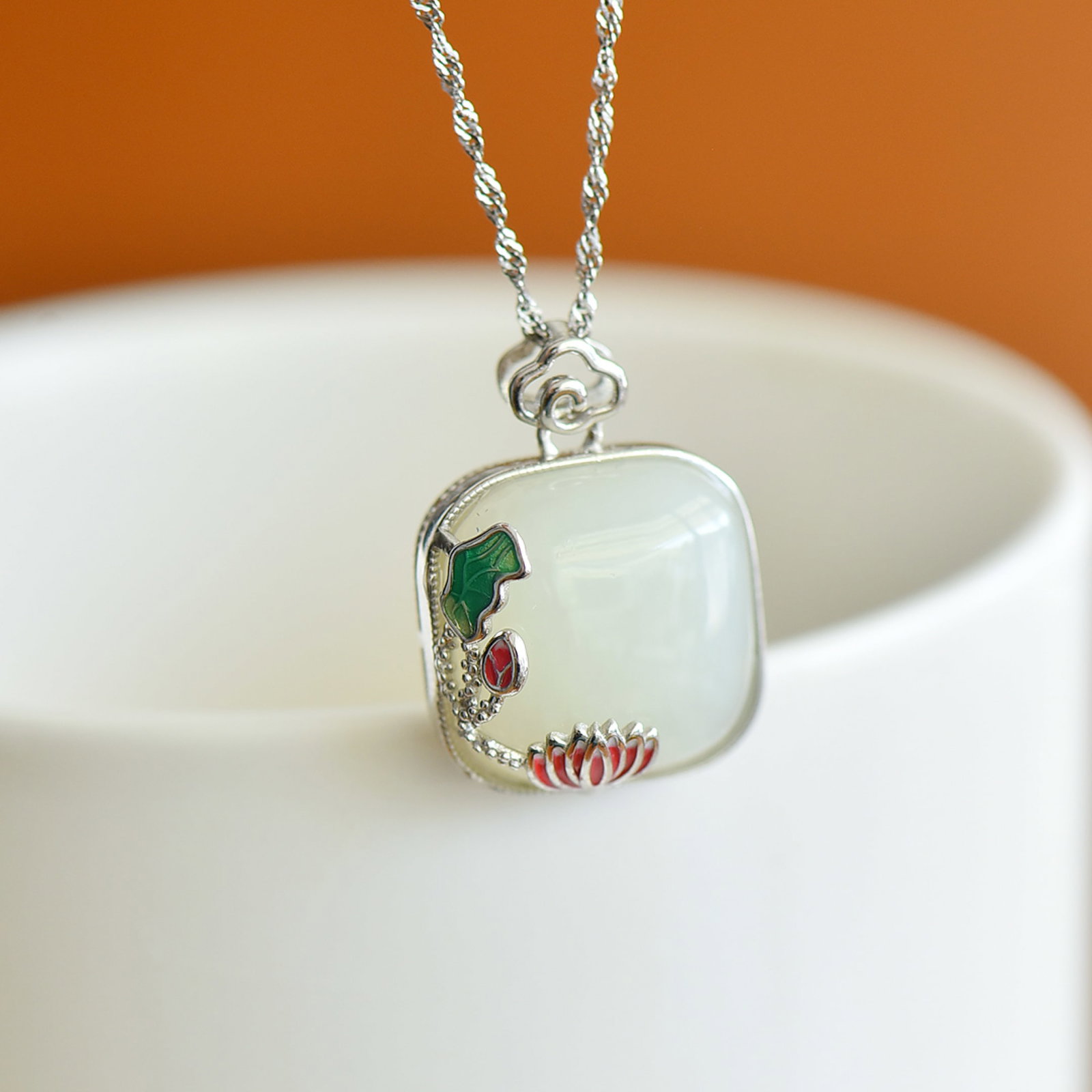 An Exquisite Sterling Silver-Gold Plated Inlaid White Jade Enamel Pendant: An Exquisite Sterling Silver-Gold Plated Inlaid White Jade Enamel Pendant,Size:16mmx16mm 纯银镀金镶白玉珐琅吊坠