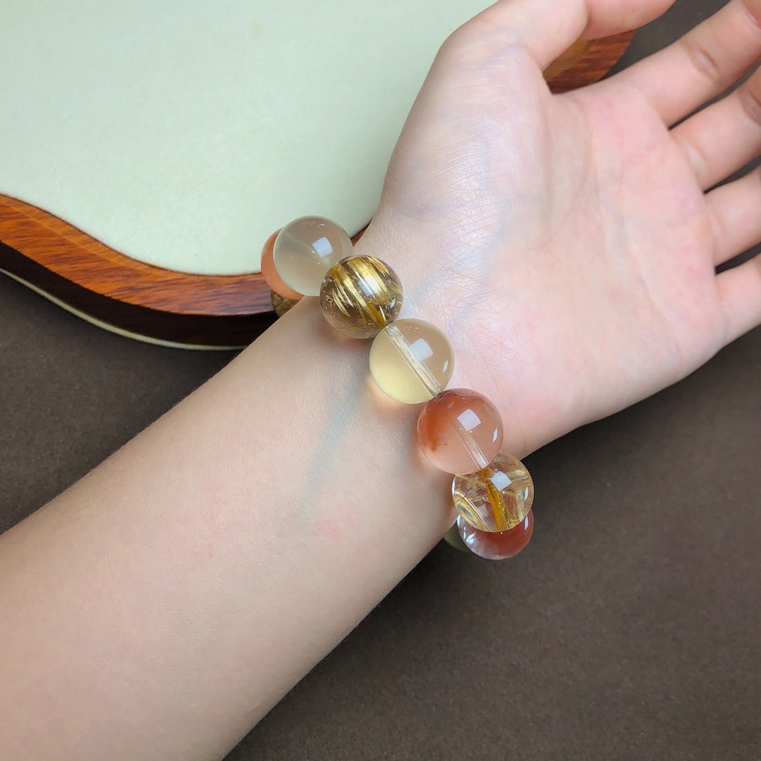 An Exquisite Crystal Bracelets - 5