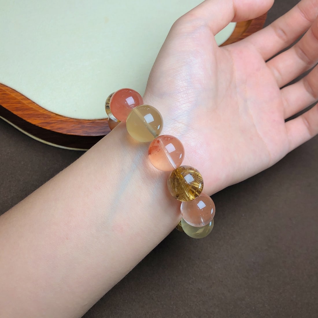 An Exquisite Crystal Bracelets - 6