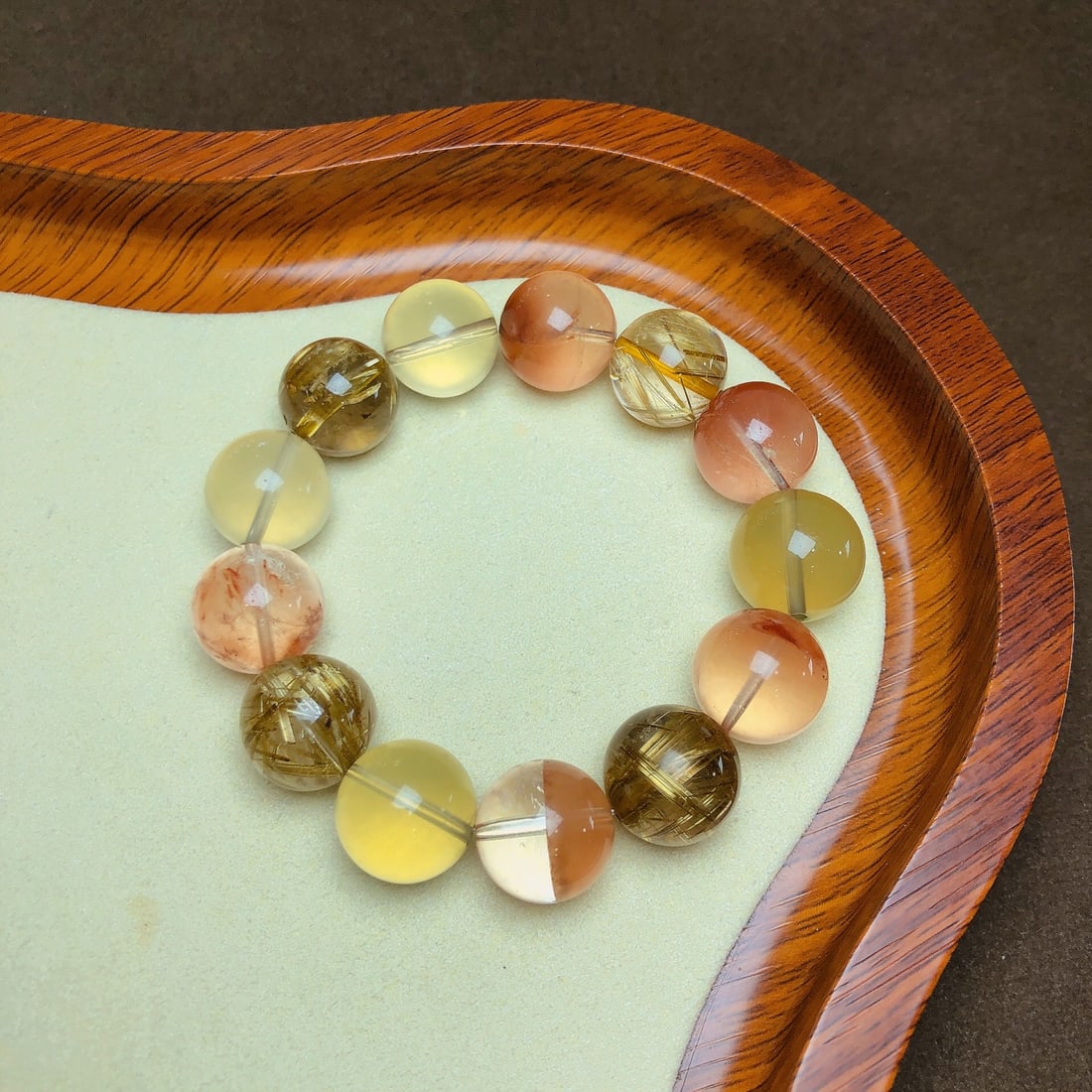An Exquisite Crystal Bracelets - 8