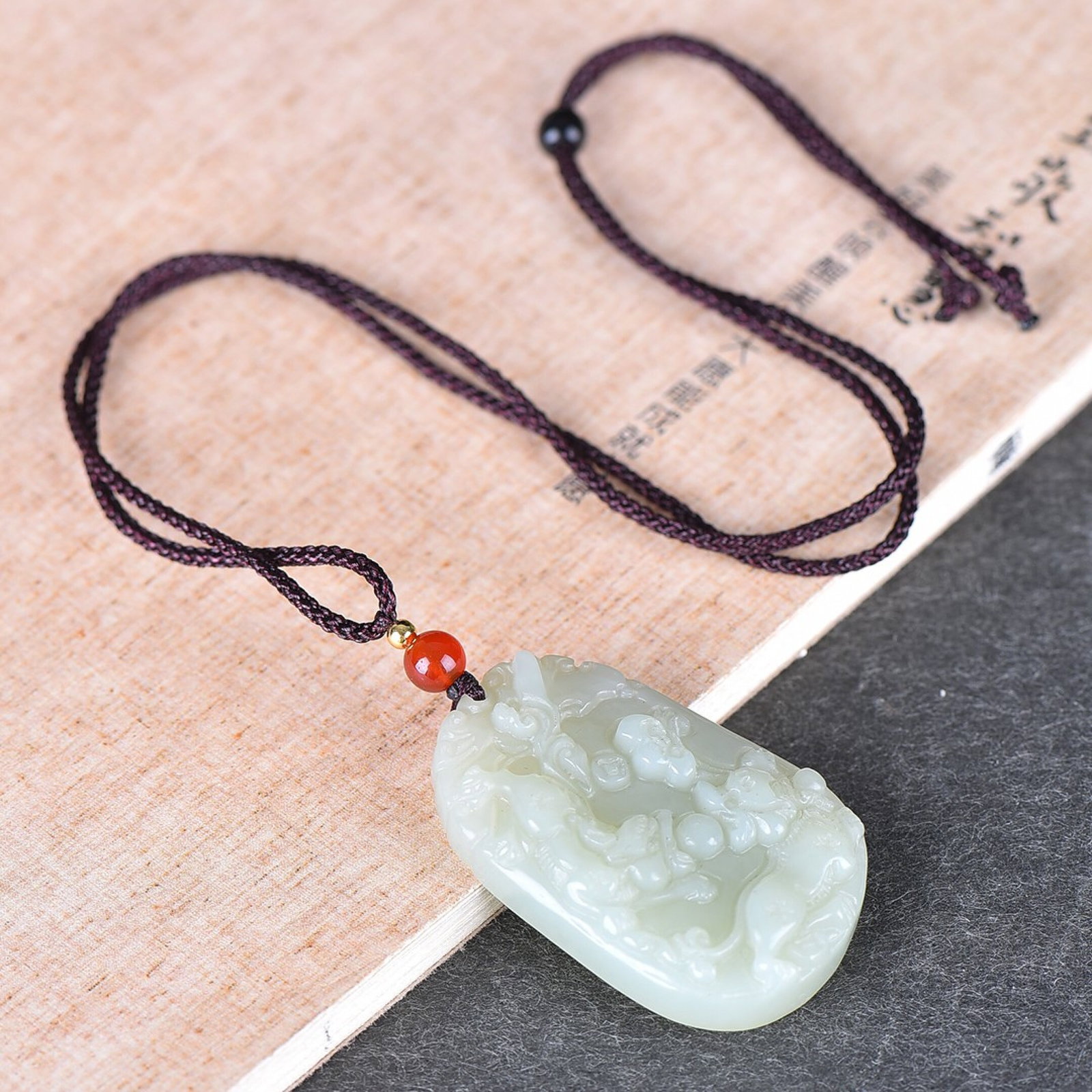 An Exquisite White Jade Auspicious Beast Pattern Pendant - 4