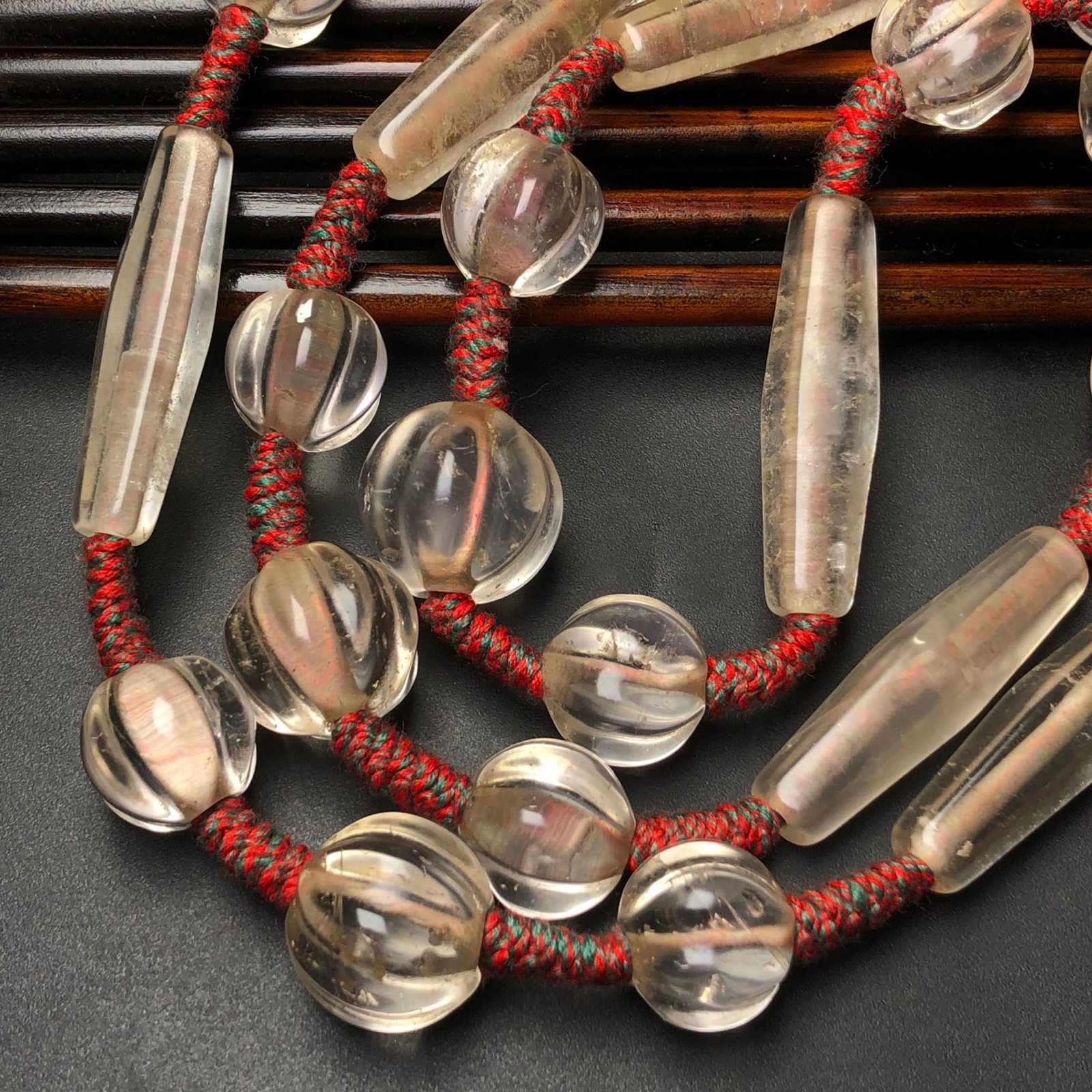 An Exquisite Crystal Necklace - 7