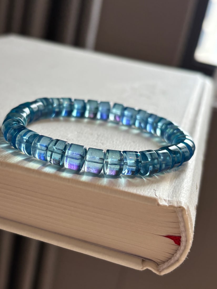 An Exquisite Aquamarine Bracelets - 2