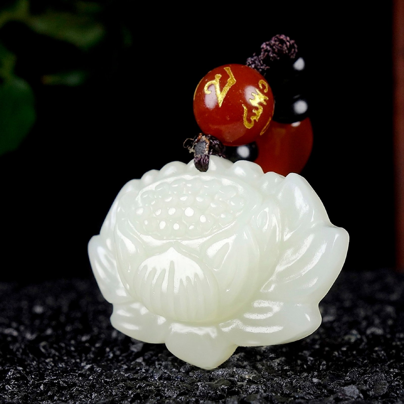 An Exquisite White Jade Lotus Pendant - 2