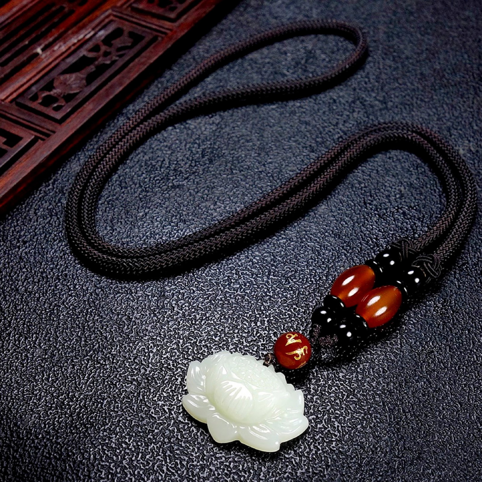 An Exquisite White Jade Lotus Pendant - 6