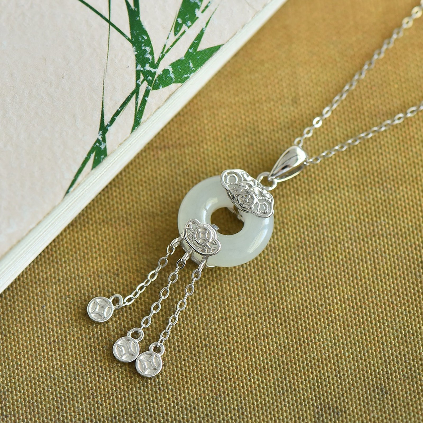 An Exquisite Sterling Silver Inlaid White Jade Pendant - 5