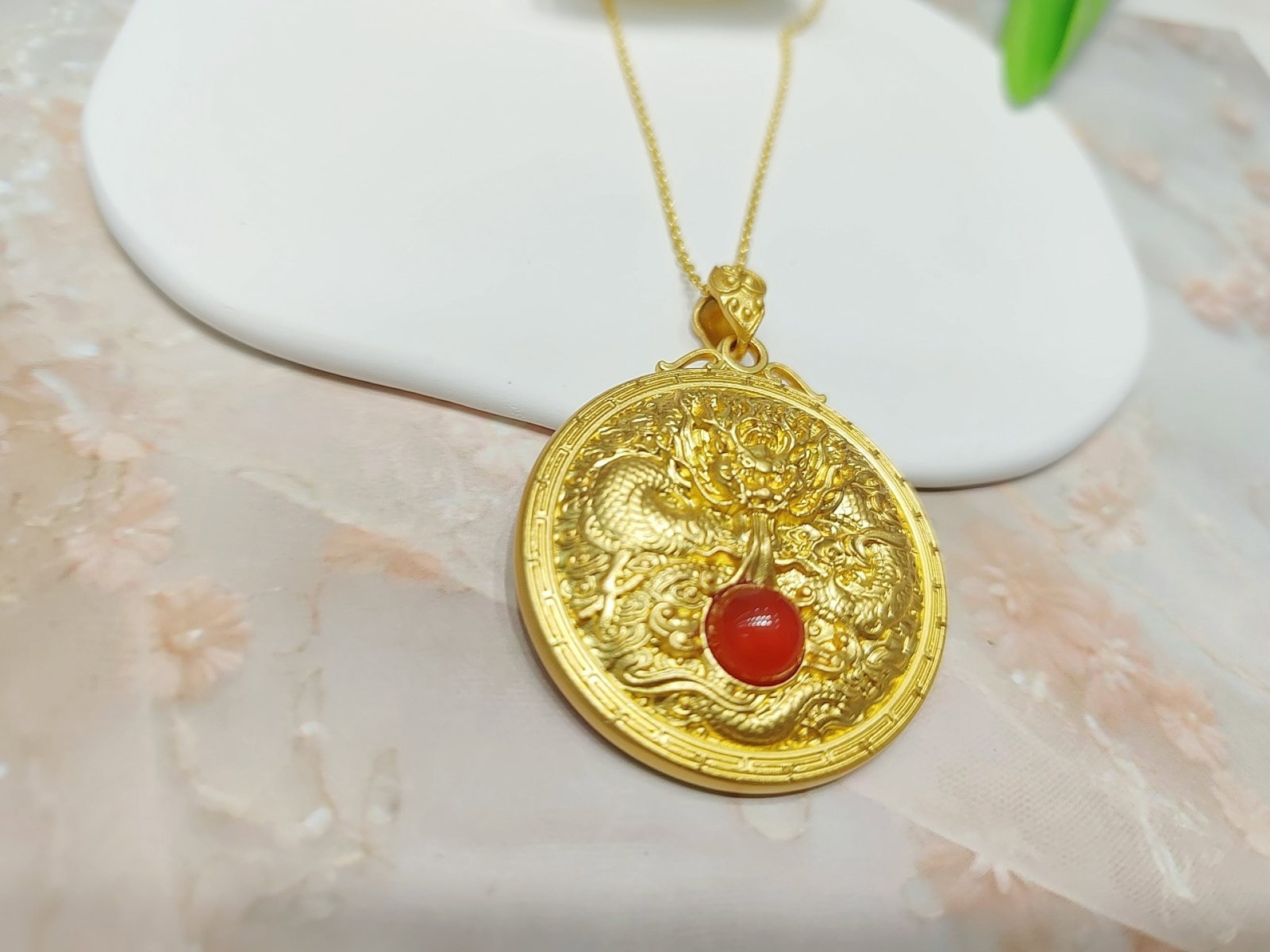 An Exquisite Dragon Pattern Pendant - 3