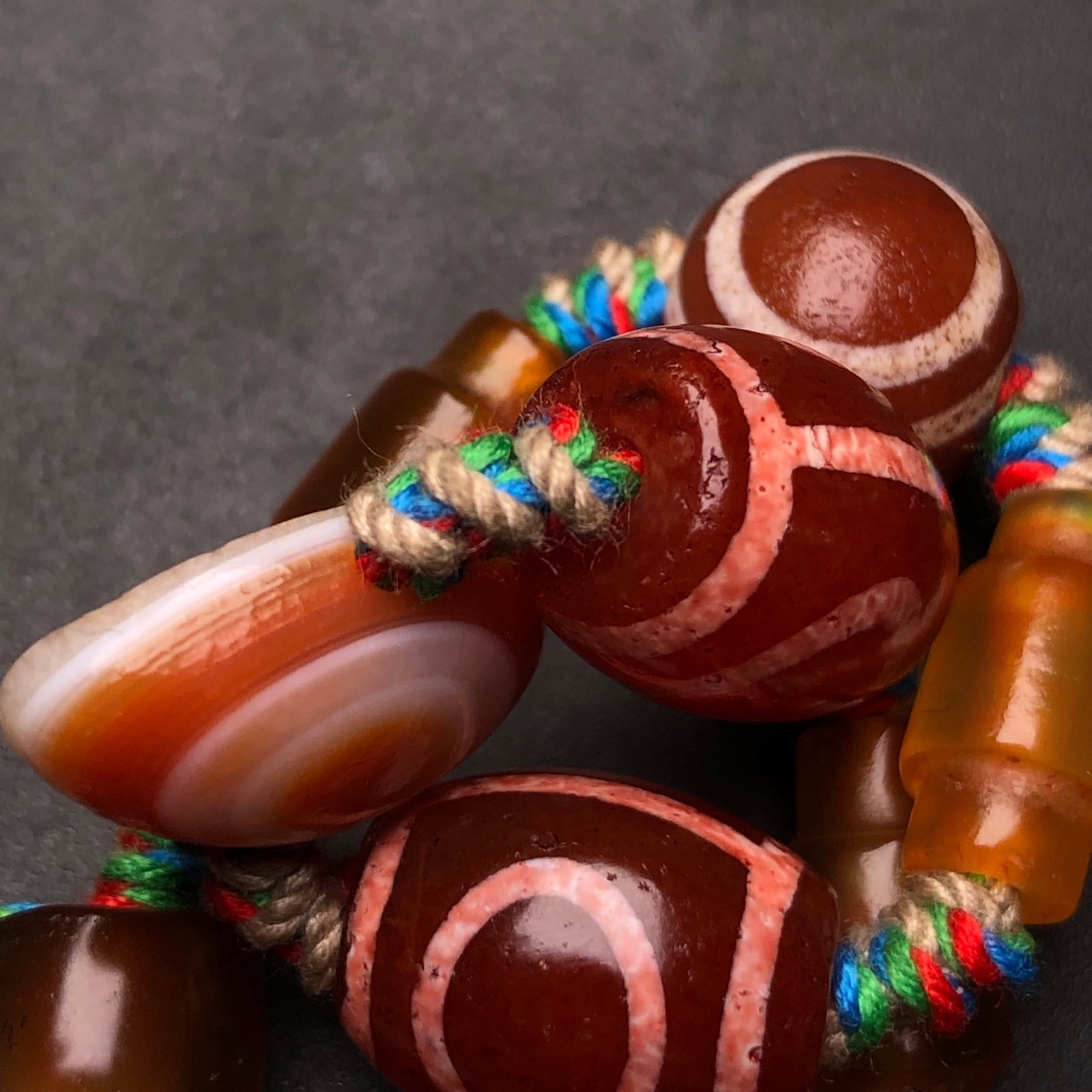 An Exquisite Inlaid Bronze Dzi Bead Bracelets - 9