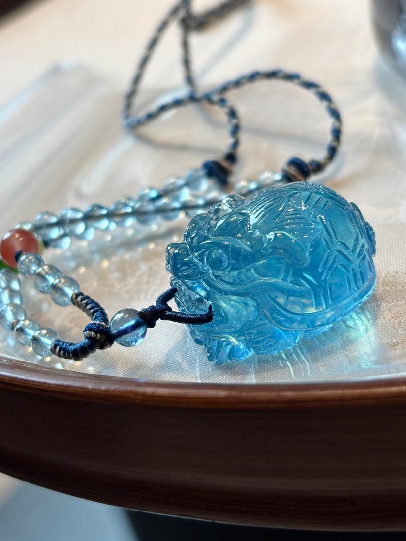 An Exquisite Aquamarine Auspicious Beast Pendant - 6