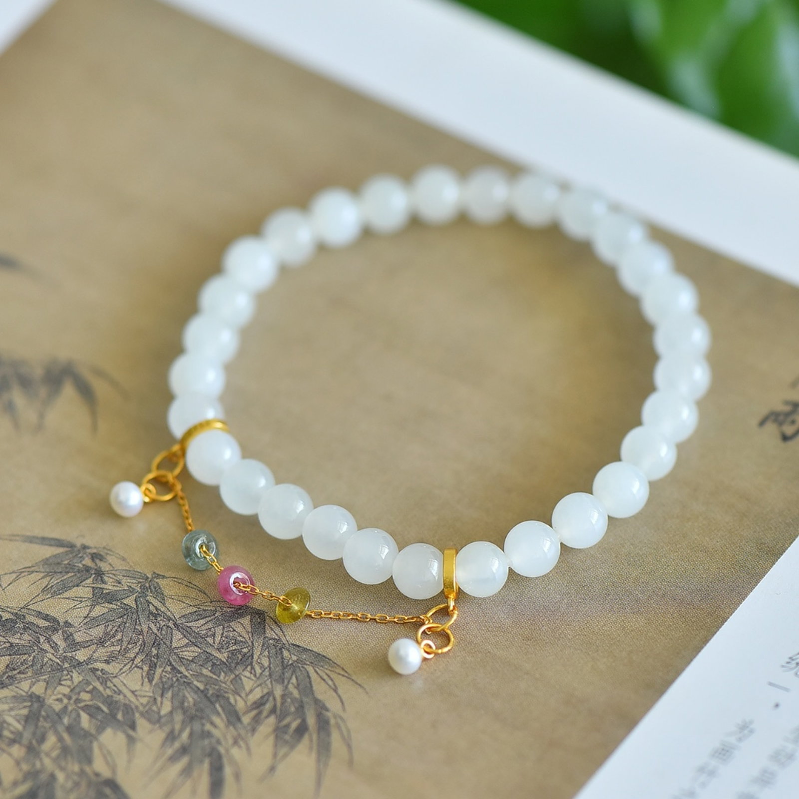 An Exquisite White Jade Bracelets - 3