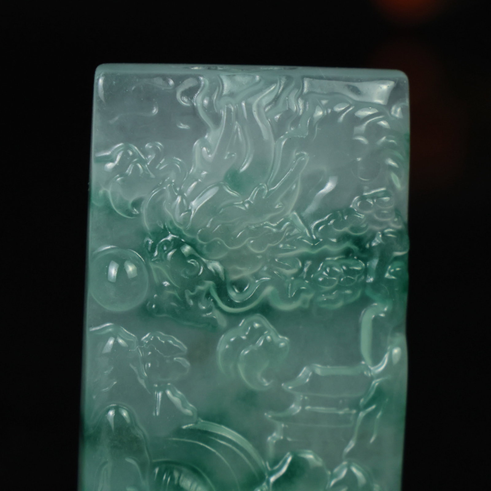 An Exquisite Jadeite Dragon Pattern Pendant - 2