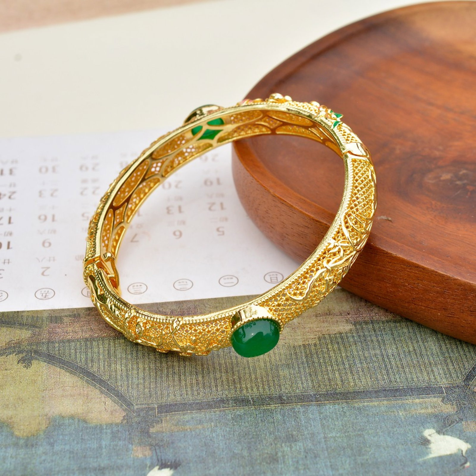 An Exquisite Enamel Bracelets - 5