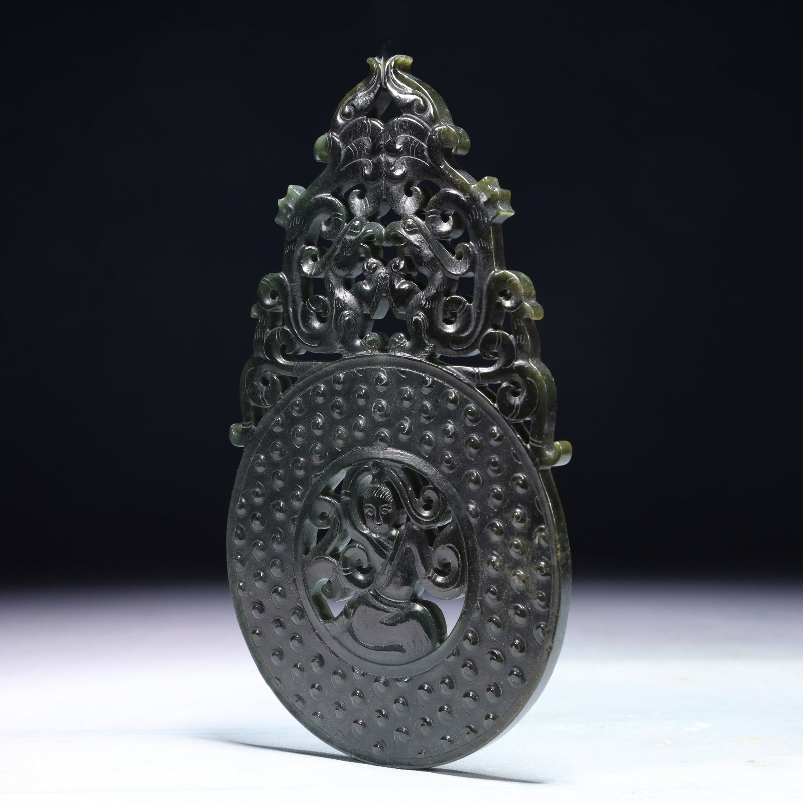 An Exquisite Jasper Figure Pattern Pendant - 4