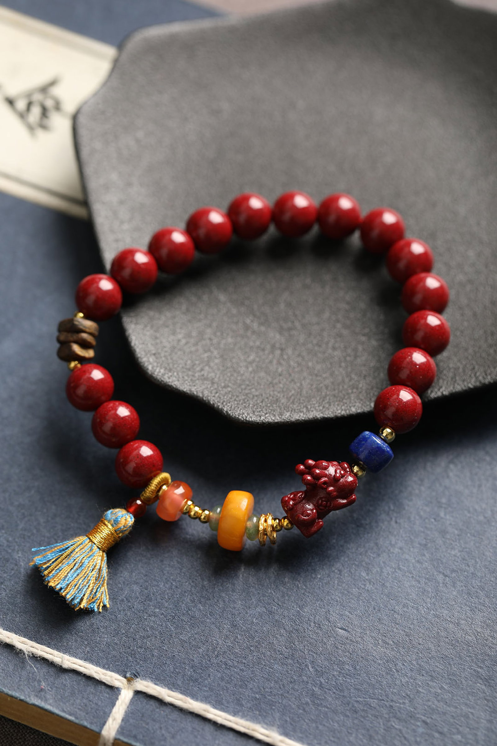 An Exquisite Cinnabar Bracelets - 6