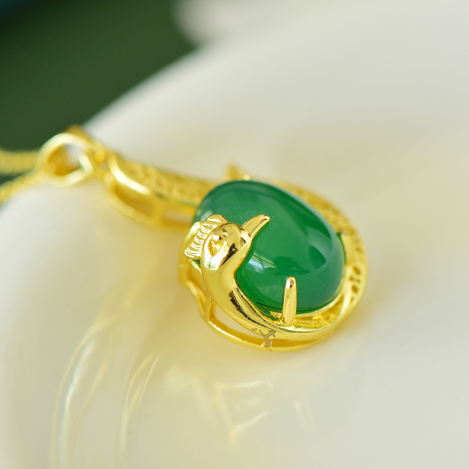 An Exquisite Pendant - 3