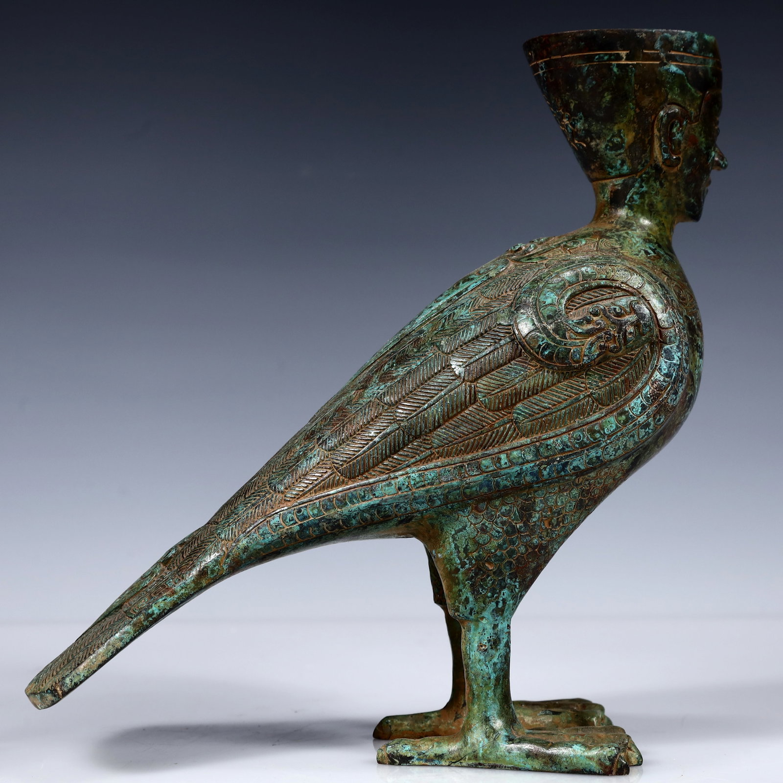 A Rare Bronze Human-Face Bird Ornament,With Inscription: A Rare Bronze Human-Face Bird Ornament,With Inscription,W.Zhou,China,Size:9.1inx9.4inx4.3in,Weight:1750g 青铜人面鸟摆件,带铭文,中Þ