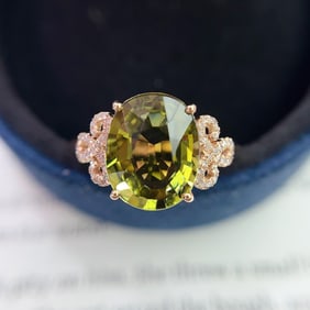 A Exquisite 18k Gold Inlaid 3.80ct Natural Tourmaline Ring,Inlaid Diamond