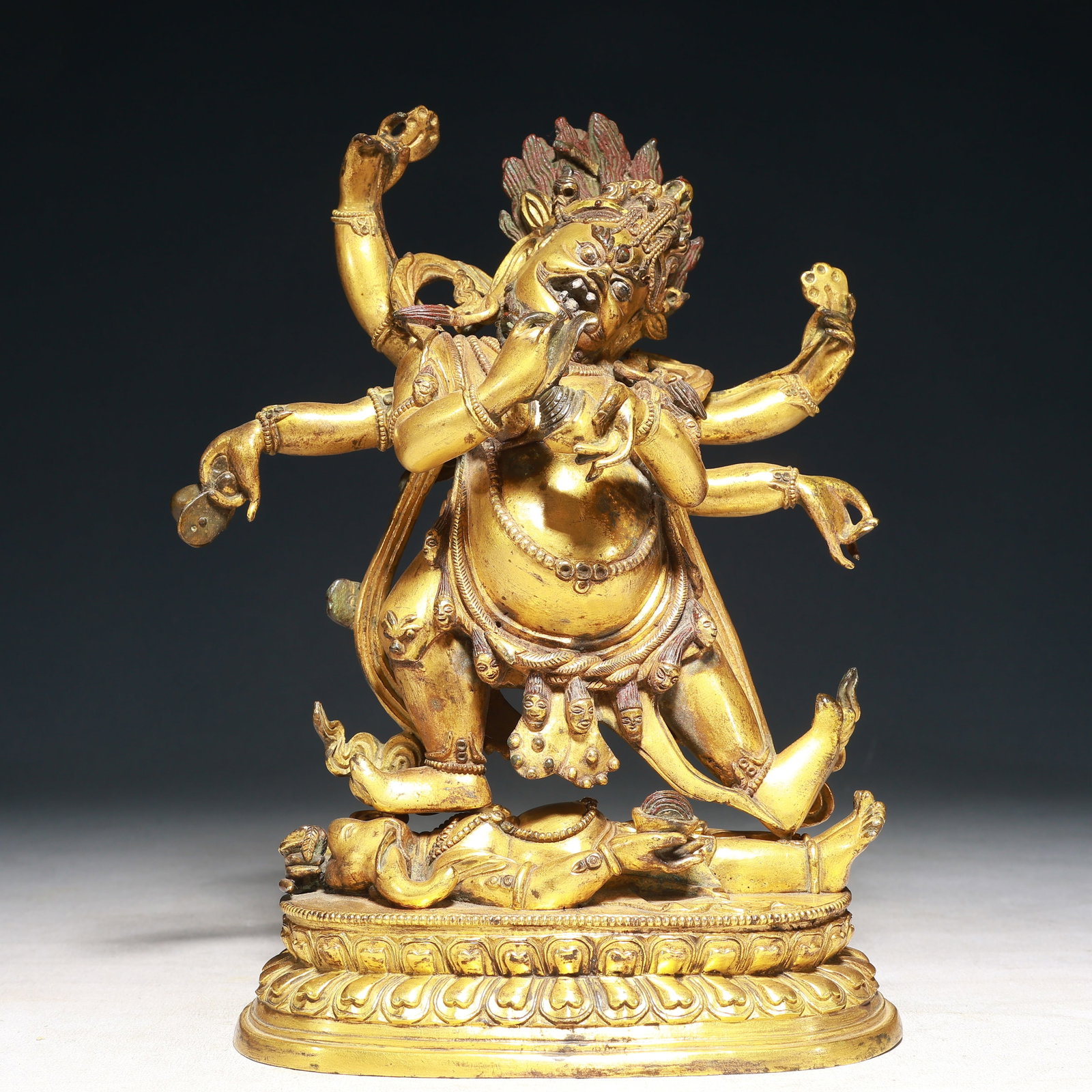 A Solemn Gilt Bronze Statue of Vajra: A Solemn Gilt Bronze Statue of Vajra,Qing Dynasty,China,Size:6.9inx3.9inx10.2in,Weight:3450g 铜鎏金金刚像,中国清代