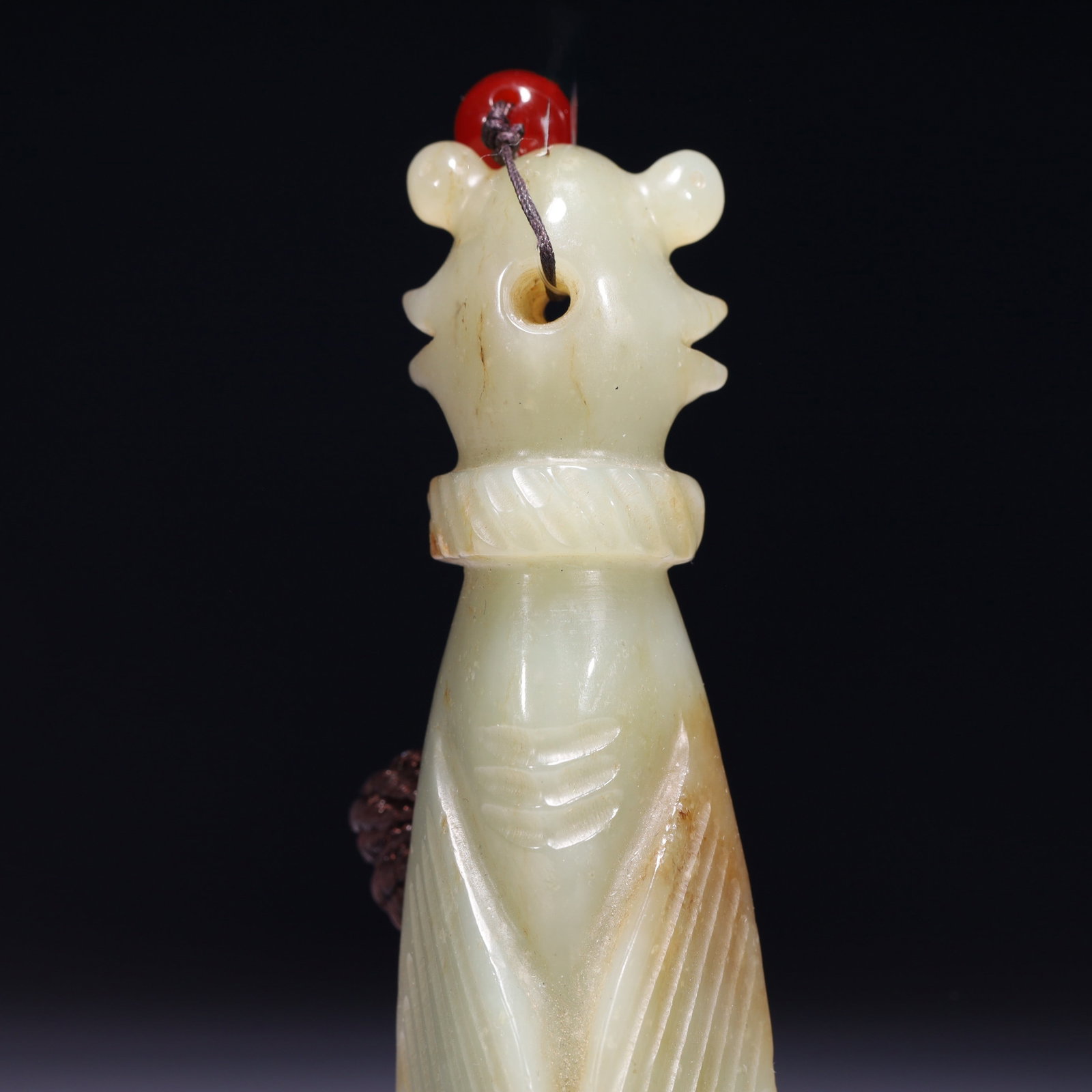 An Exquisite White Jade Cicada Pendant - 2