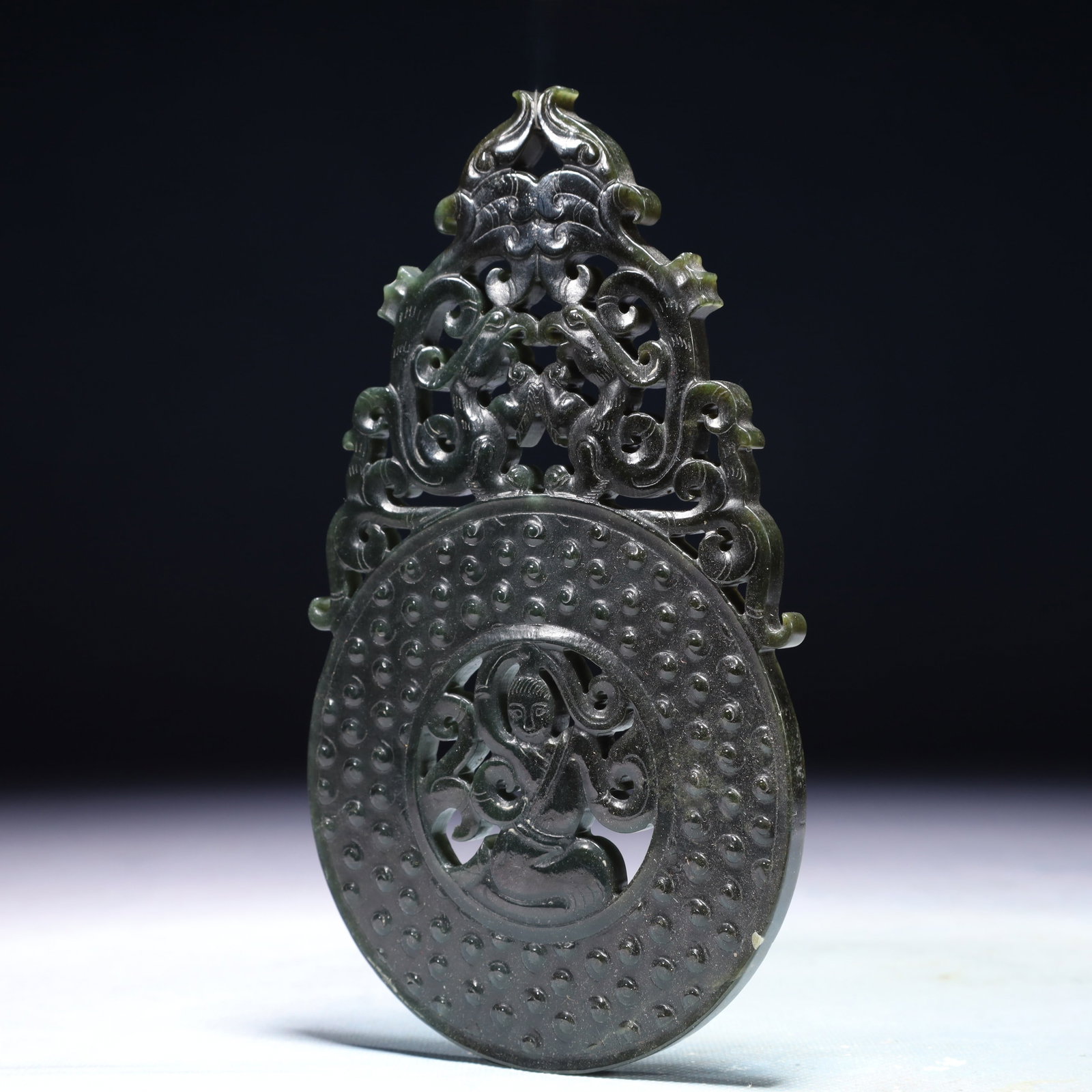 An Exquisite Jasper Figure Pattern Pendant - 4