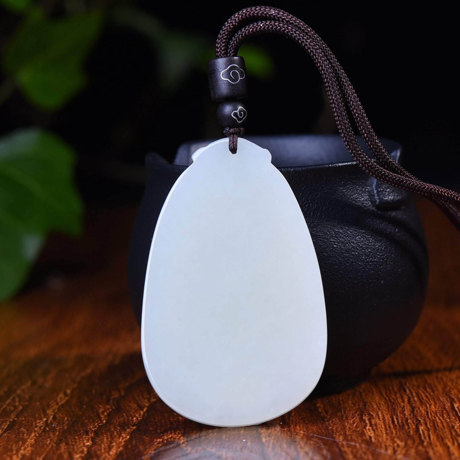 An Exquisite White Jade Dragon Pattern Pendant - 4