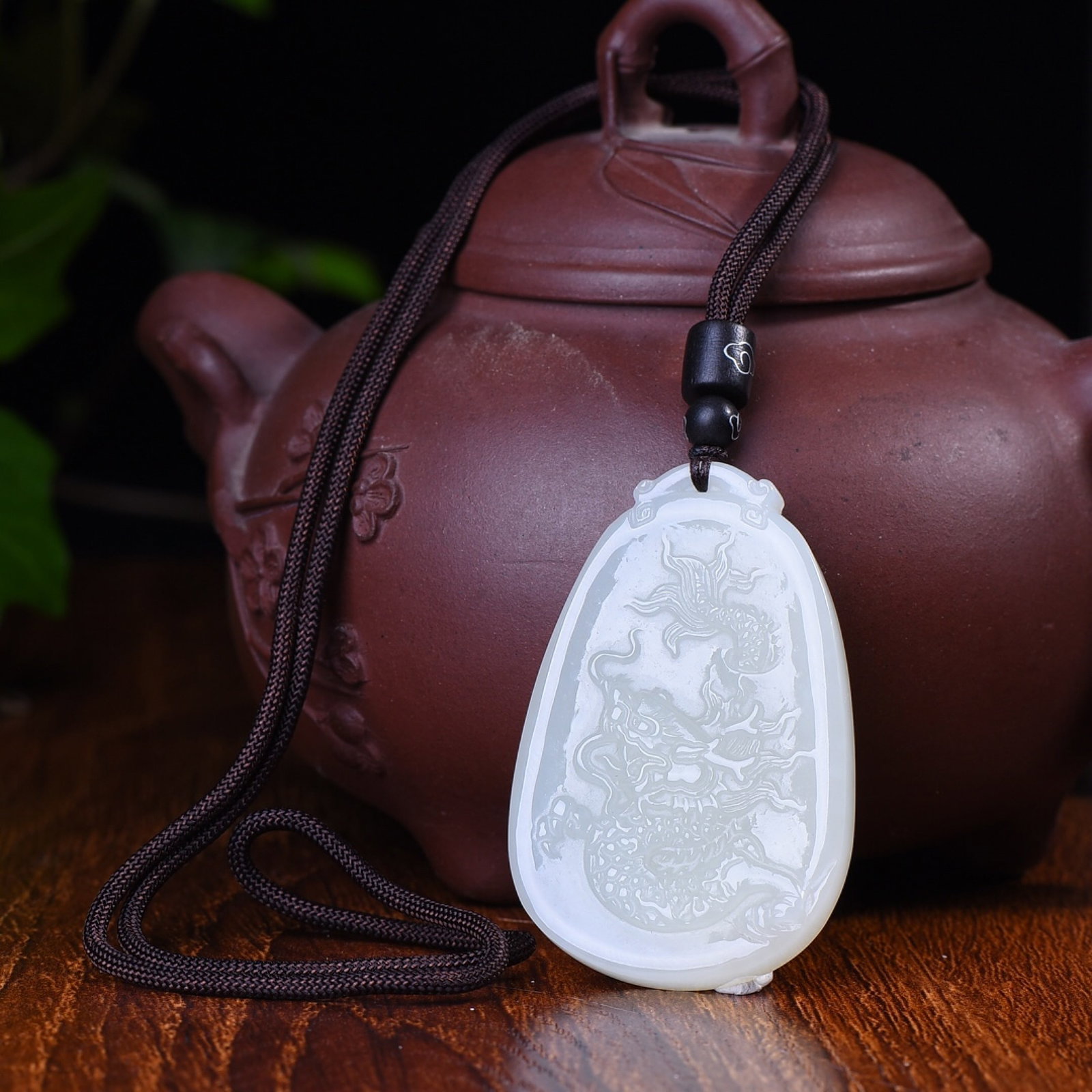 An Exquisite White Jade Dragon Pattern Pendant - 5
