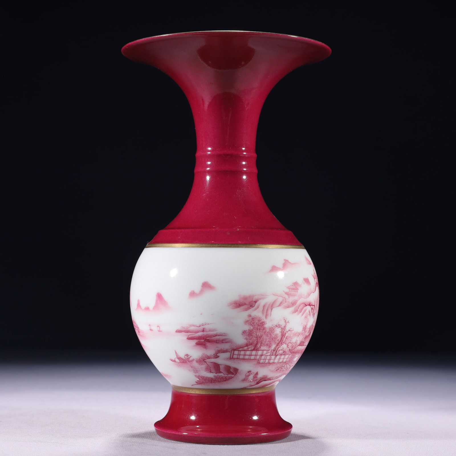 An Exquisite Ruby Red-Glazed Landscape Pattern Vase - 7