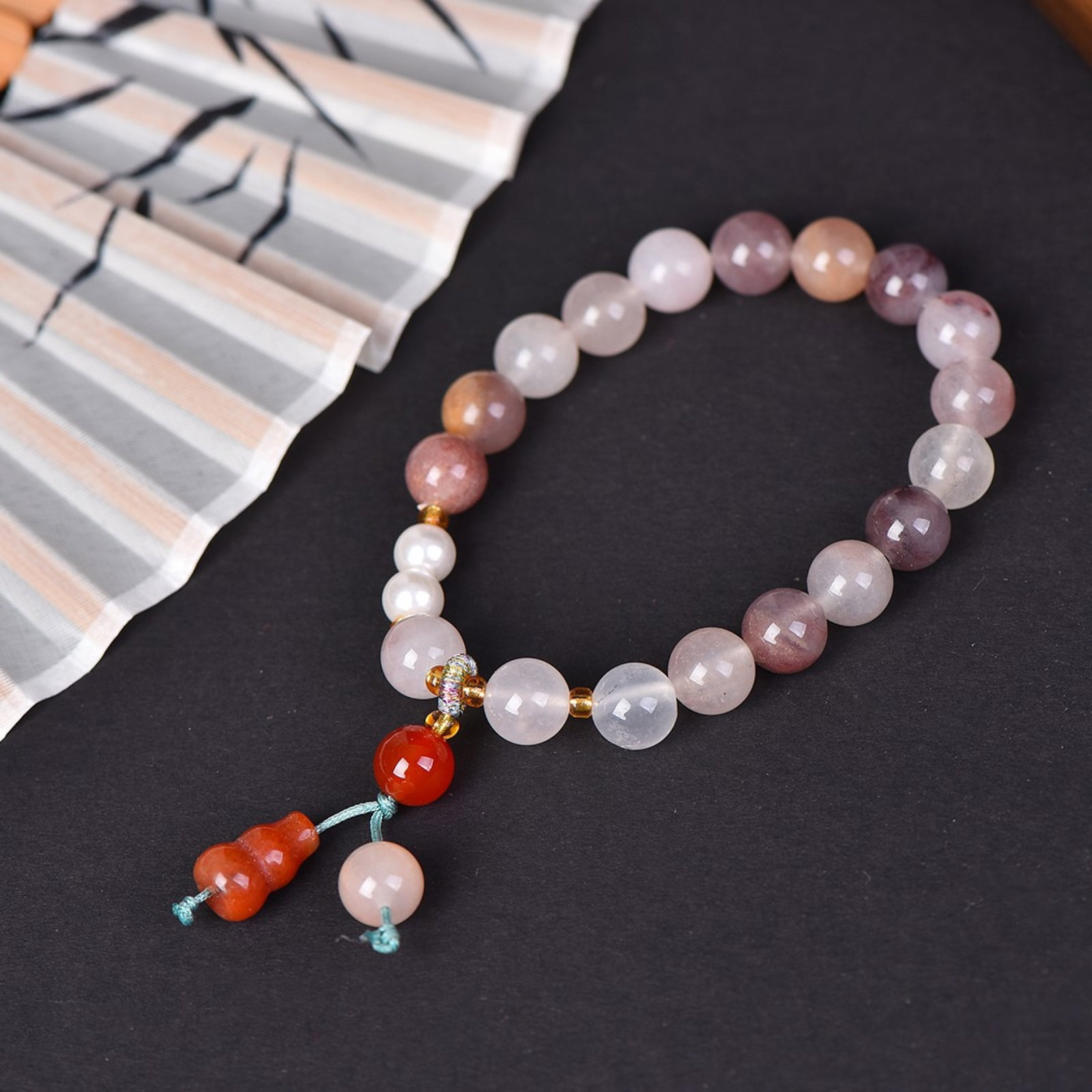 An Exquisite Jadeite Bracelets - 2