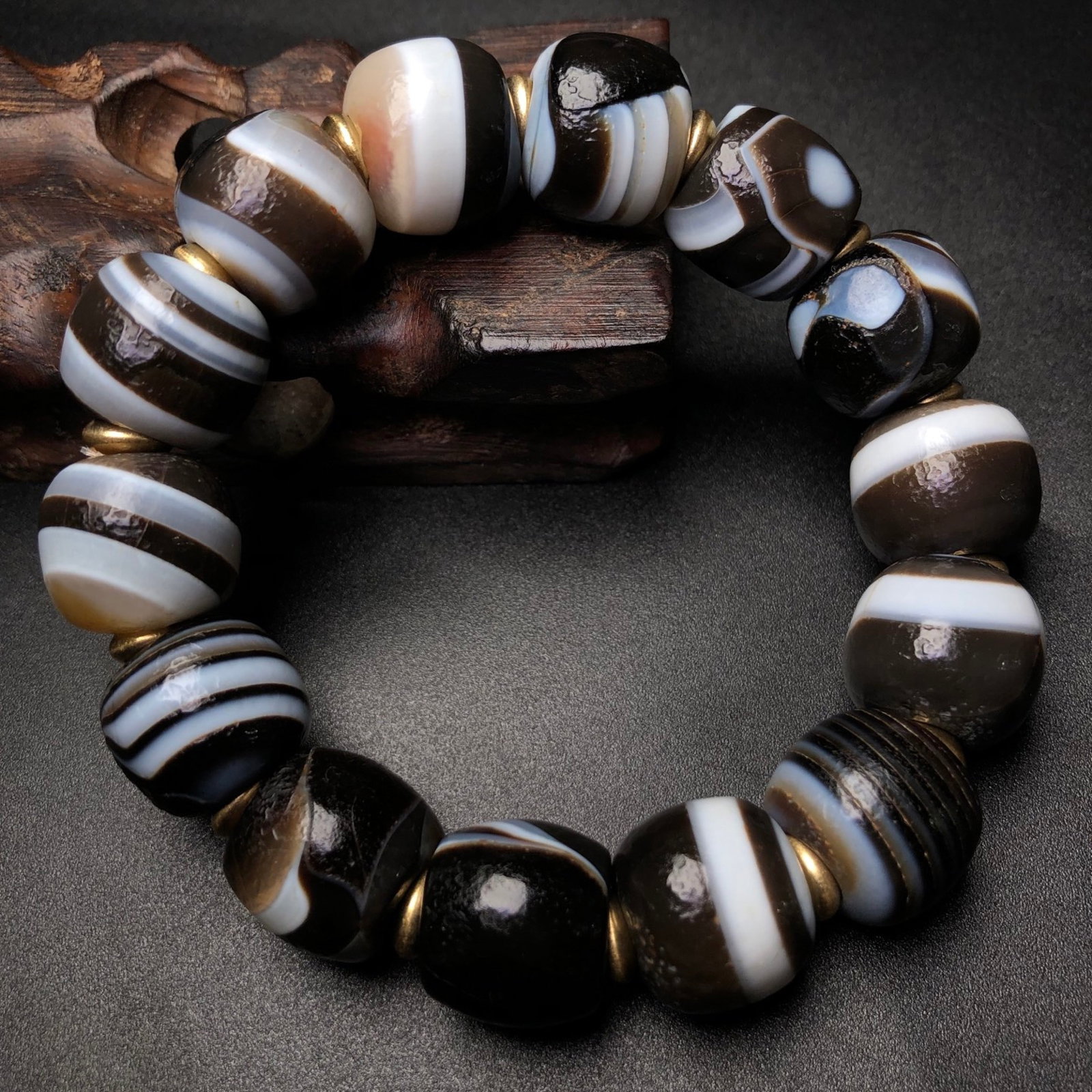 A Precious Agate Bracelets - 3