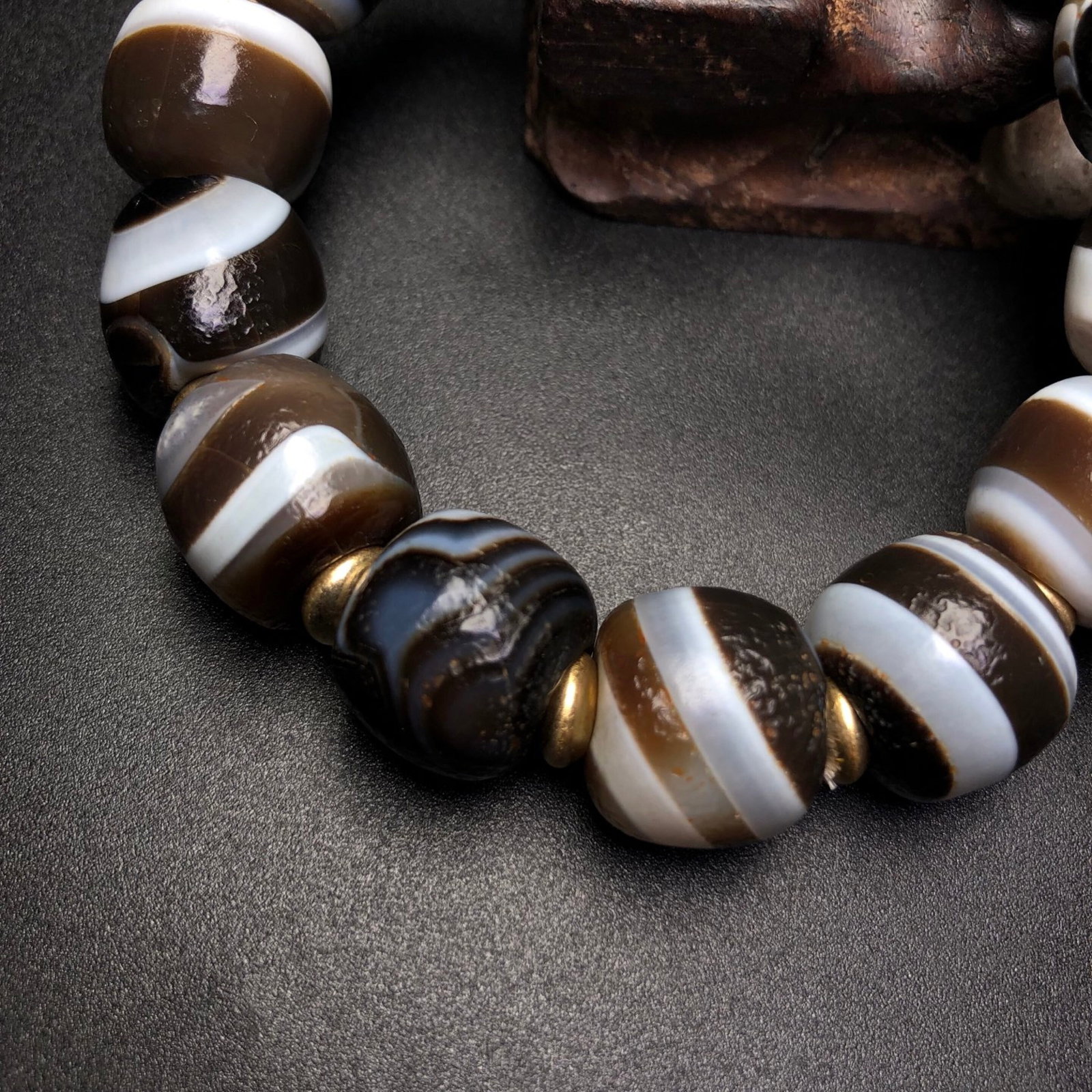 A Precious Agate Bracelets - 7