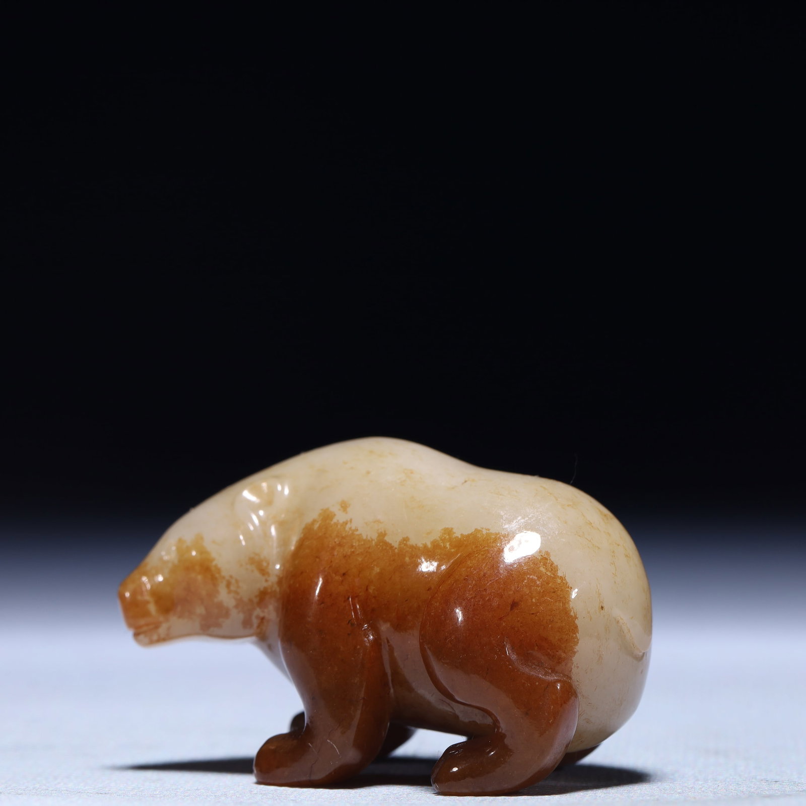 An Exquisite White Jade Bear Ornament - 7