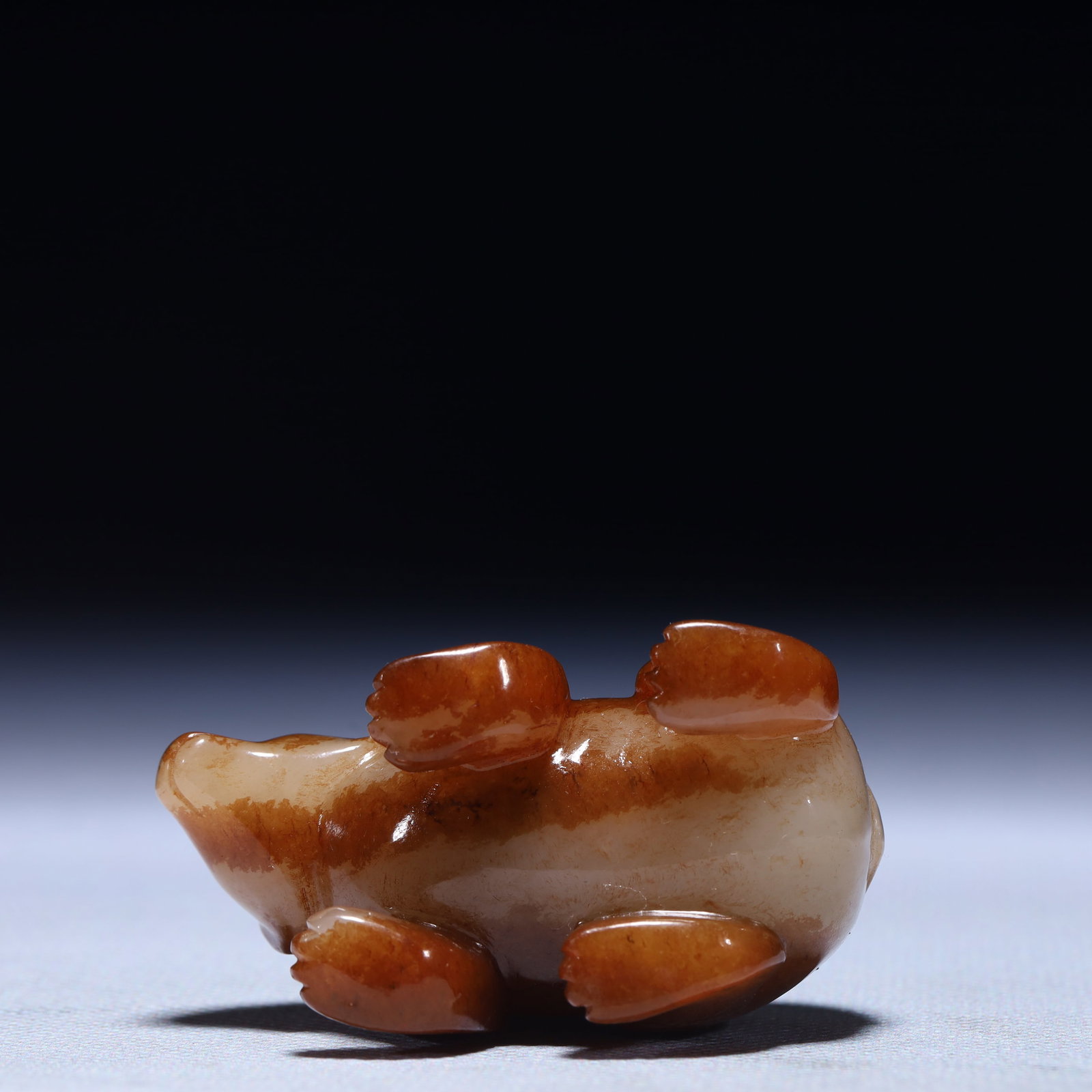 An Exquisite White Jade Bear Ornament - 9