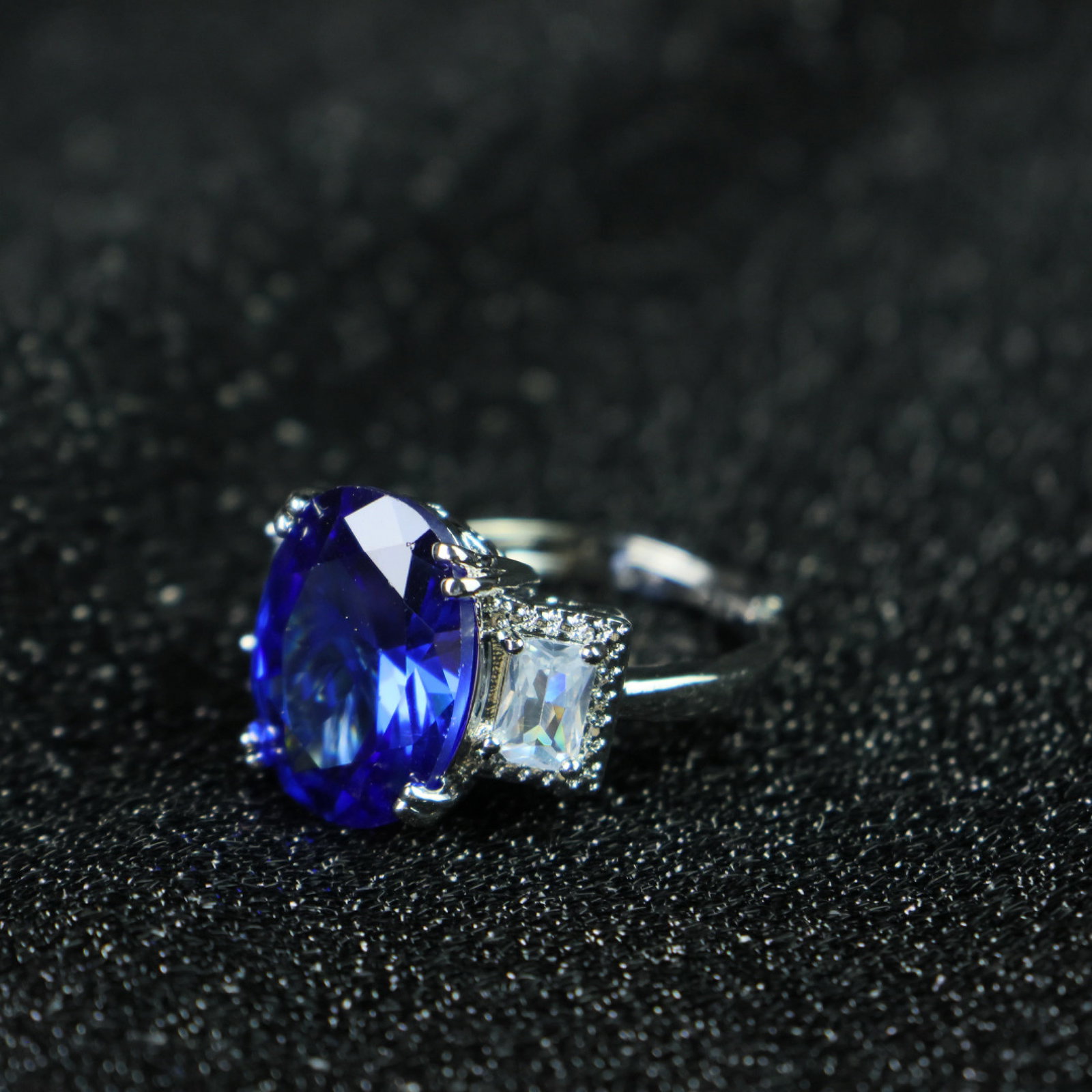 An Exquisite Ring - 7