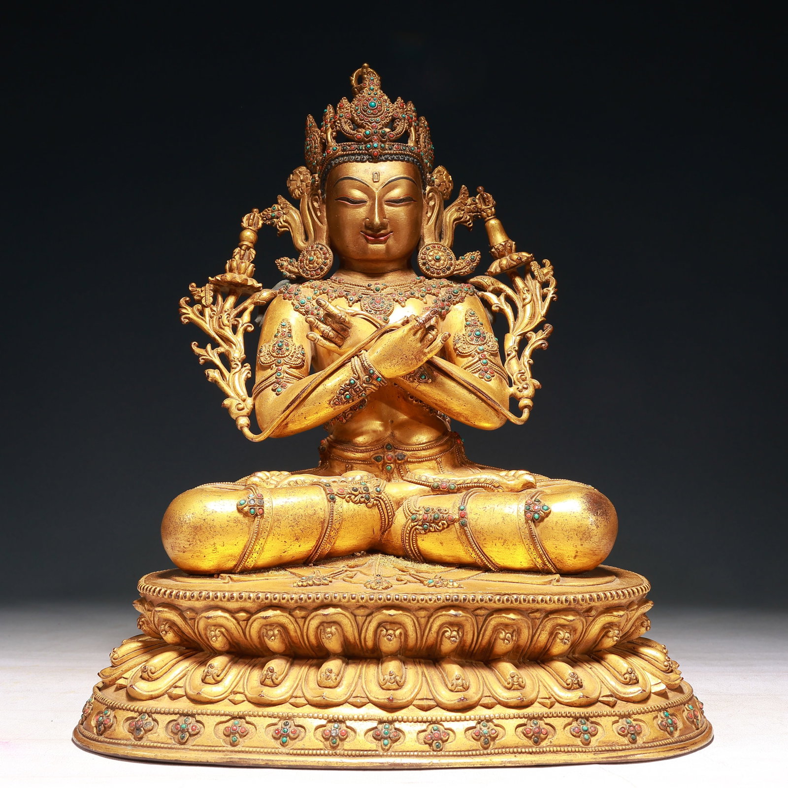 A Solemn Gilt Bronze Statue of Tara,Inlaid Turquoise: A Solemn Gilt Bronze Statue of Tara,Inlaid Turquoise,Qing Dynasty, China,Size:12.2inx8.3inx15.7in,Weight:11000g 铜鎏金度母像,嵌绿松石,ߑ
