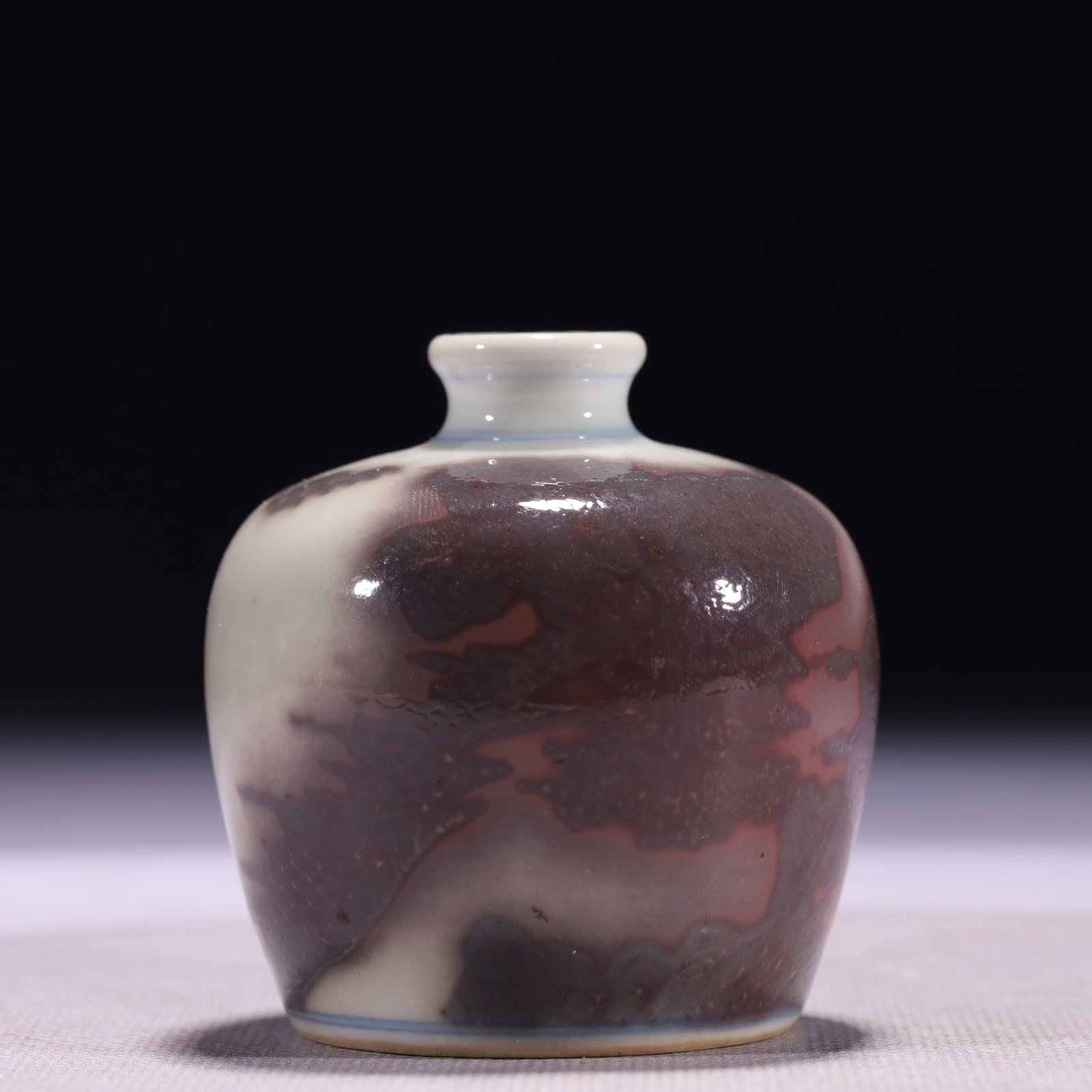 An Exquisite Underglaze-Red Landscape Pattern Snuff Bottle - 6