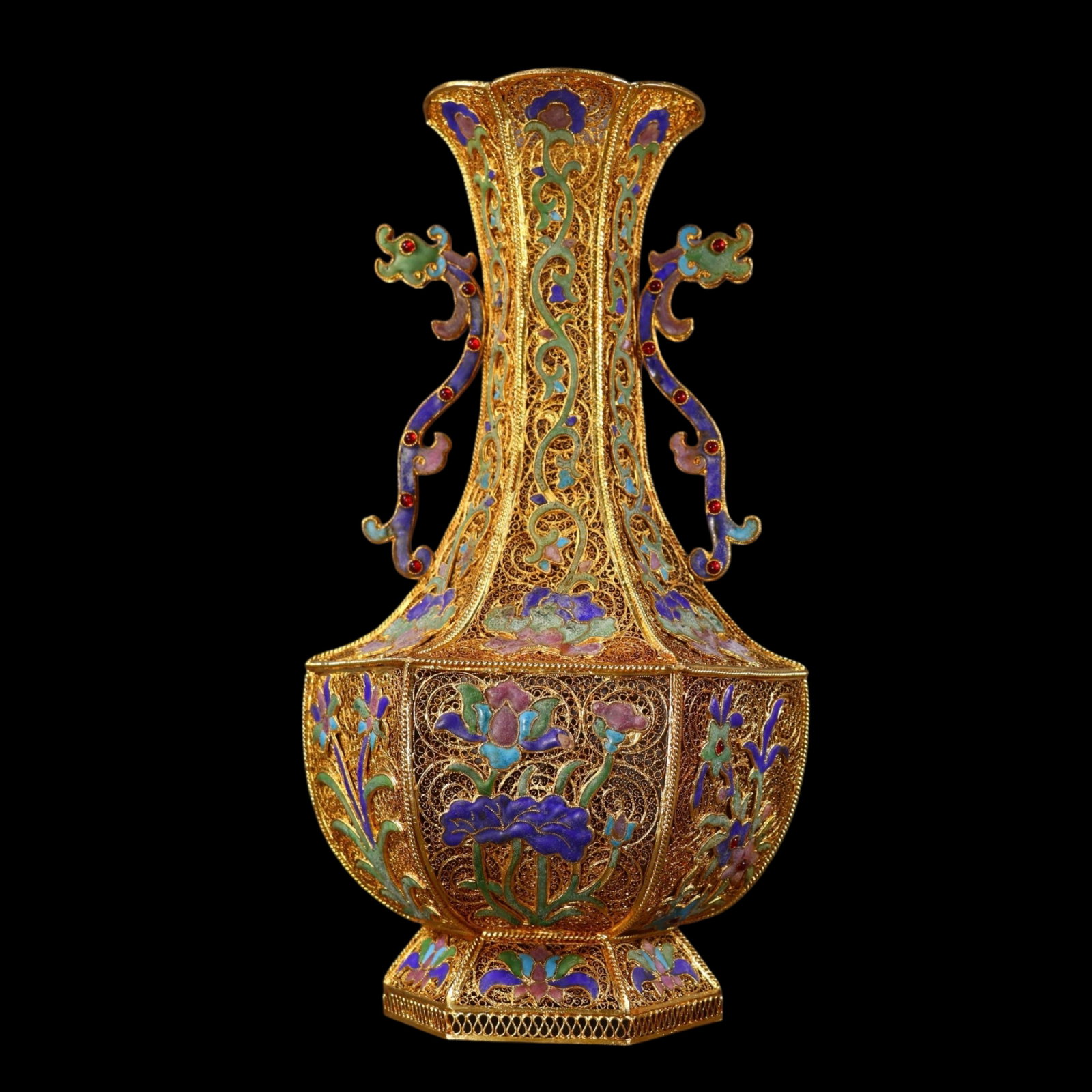 An Exquisite Filigree and Gilding Flower Pattern Double-Ears Vase,Inlaid Gems: An Exquisite Filigree and Gilding Flower Pattern Double-Ears Vase,Inlaid Gems,Qing Dynasty,China,Qianlong Four-character Mark,Size:12.6inx6.3in,Weight:1176g 花丝鎏金花