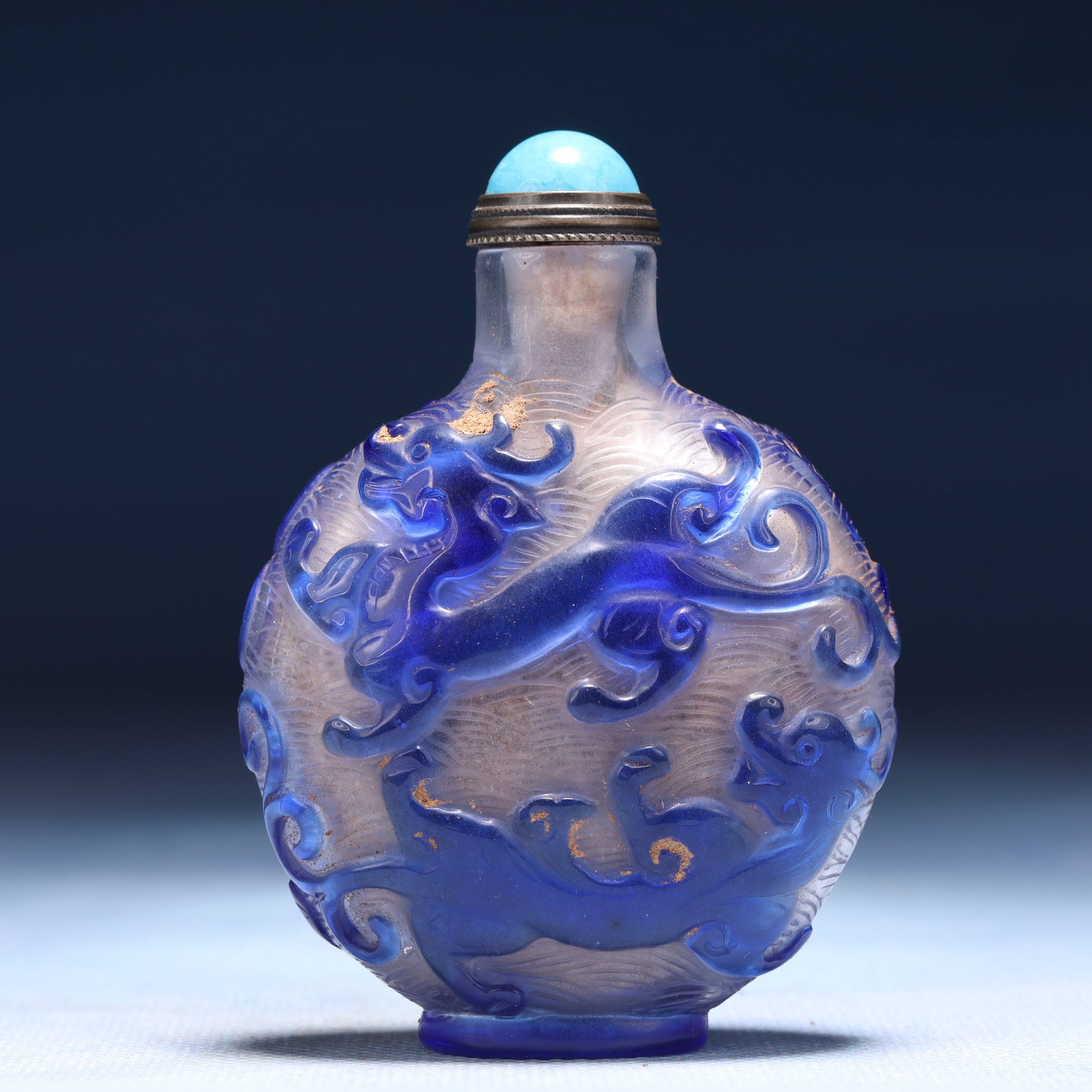 An Exquisite Glass Auspicious Beast Pattern Snuff Bottle: An Exquisite Glass Auspicious Beast Pattern Snuff Bottle,Qing Dynasty,China,Guangxu Four-character Mark,Size:2.4inx1inx3.1in,Weight:63g 琉璃瑞兽纹鼻烟壶