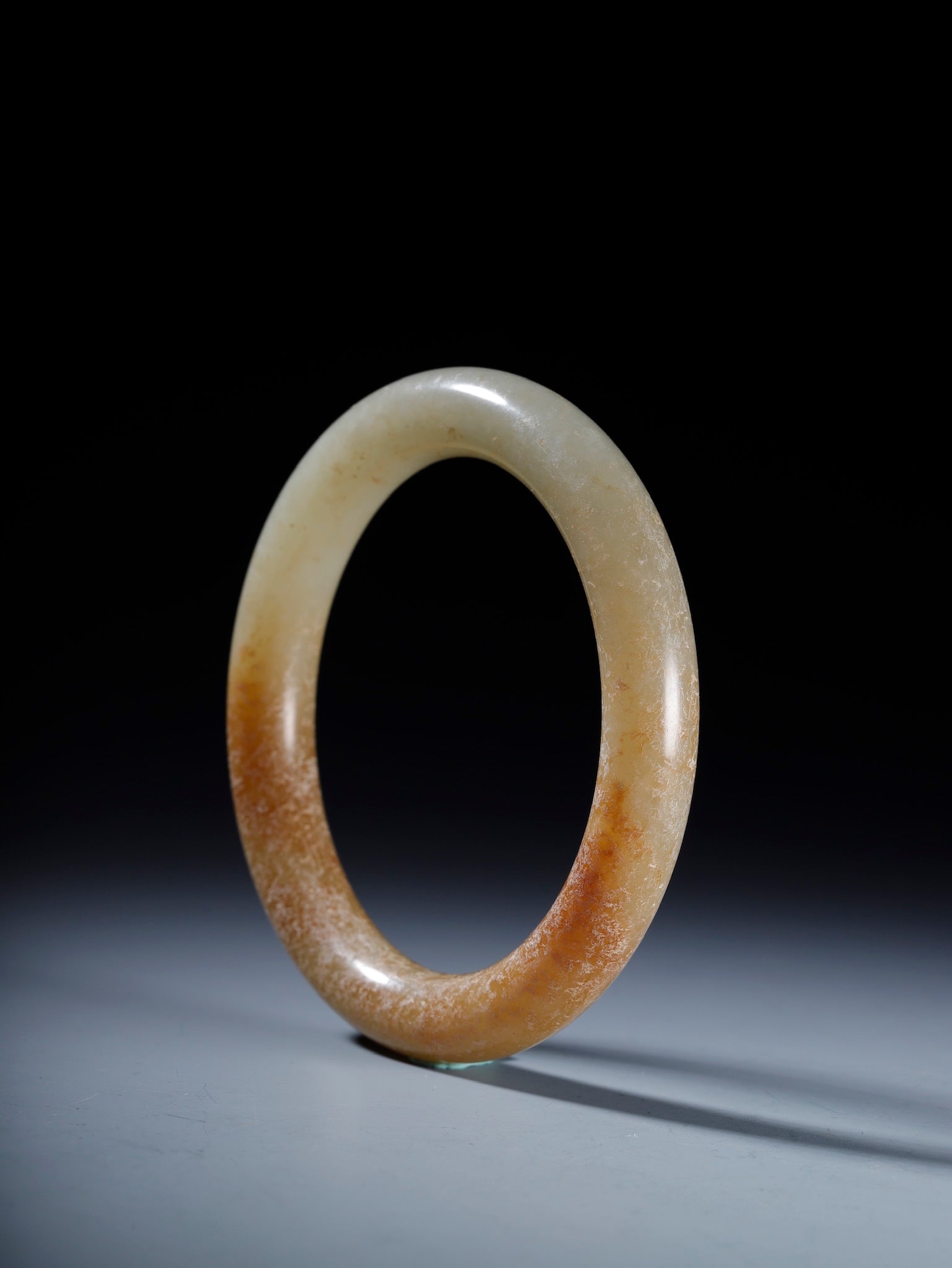An Exquisite White Jade Bracelets - 2