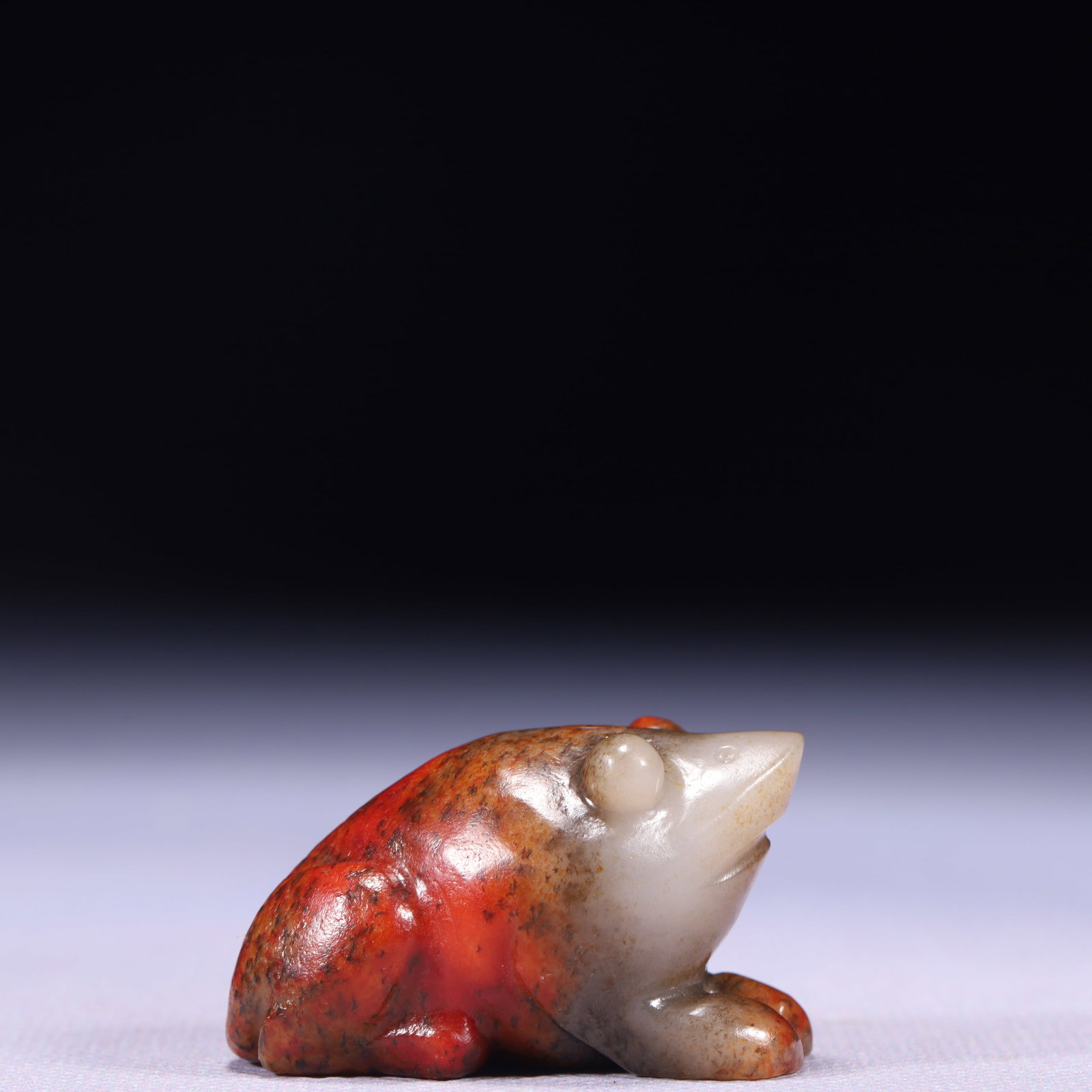 An Exquisite Archaic Jade Frog Ornament: An Exquisite Archaic Jade Frog Ornament,Ancient Time,China,Size:1.6inx0.8inx1in,Weight:48g 高古玉青蛙摆件,中国远古时期
