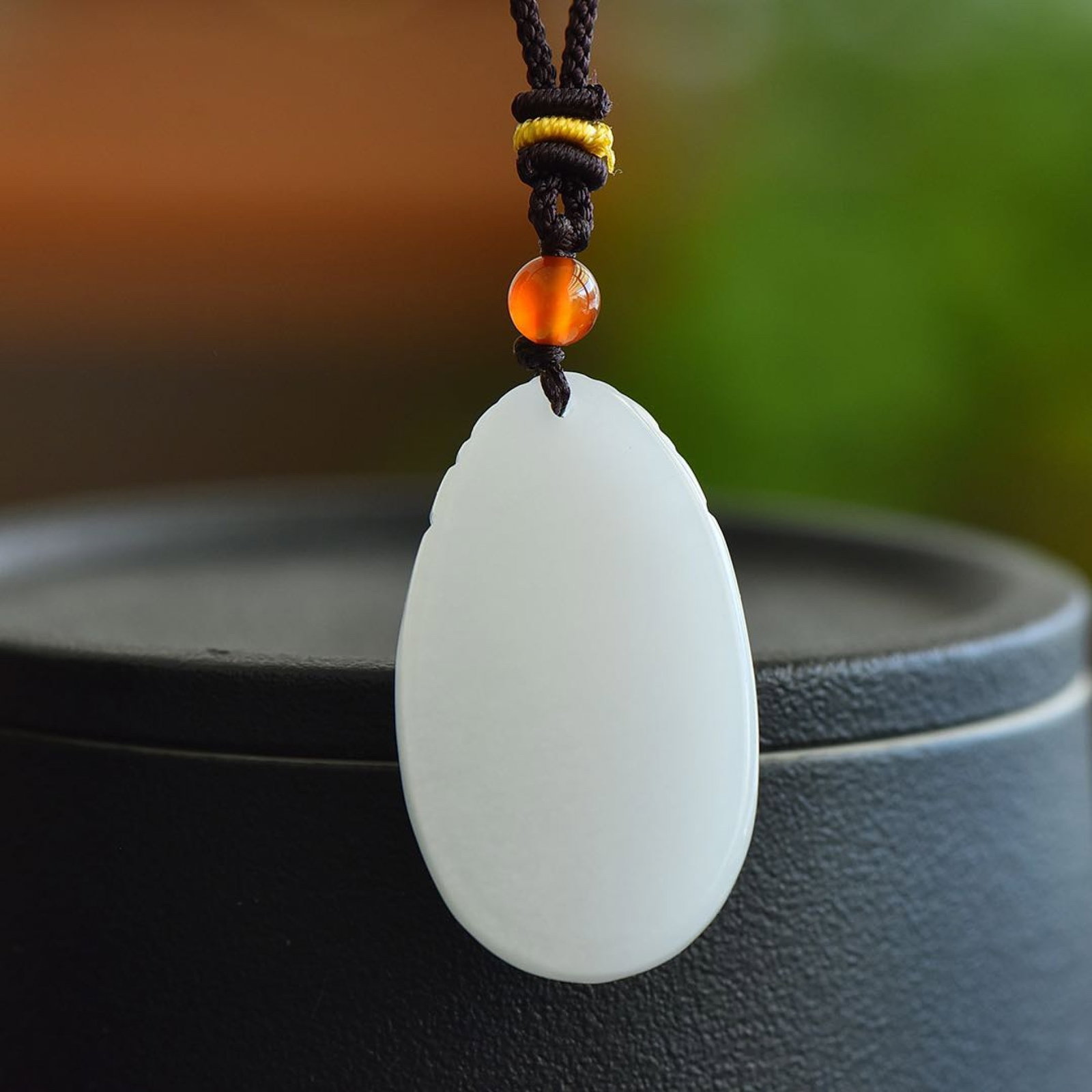 An Exquisite White Jade Dragon Pattern Pendant - 2
