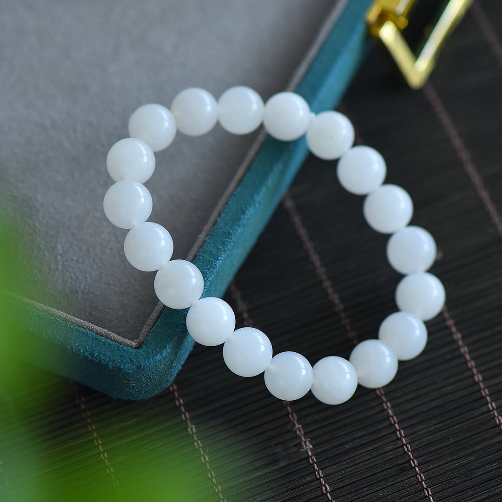 An Exquisite White Jade Bracelets - 3