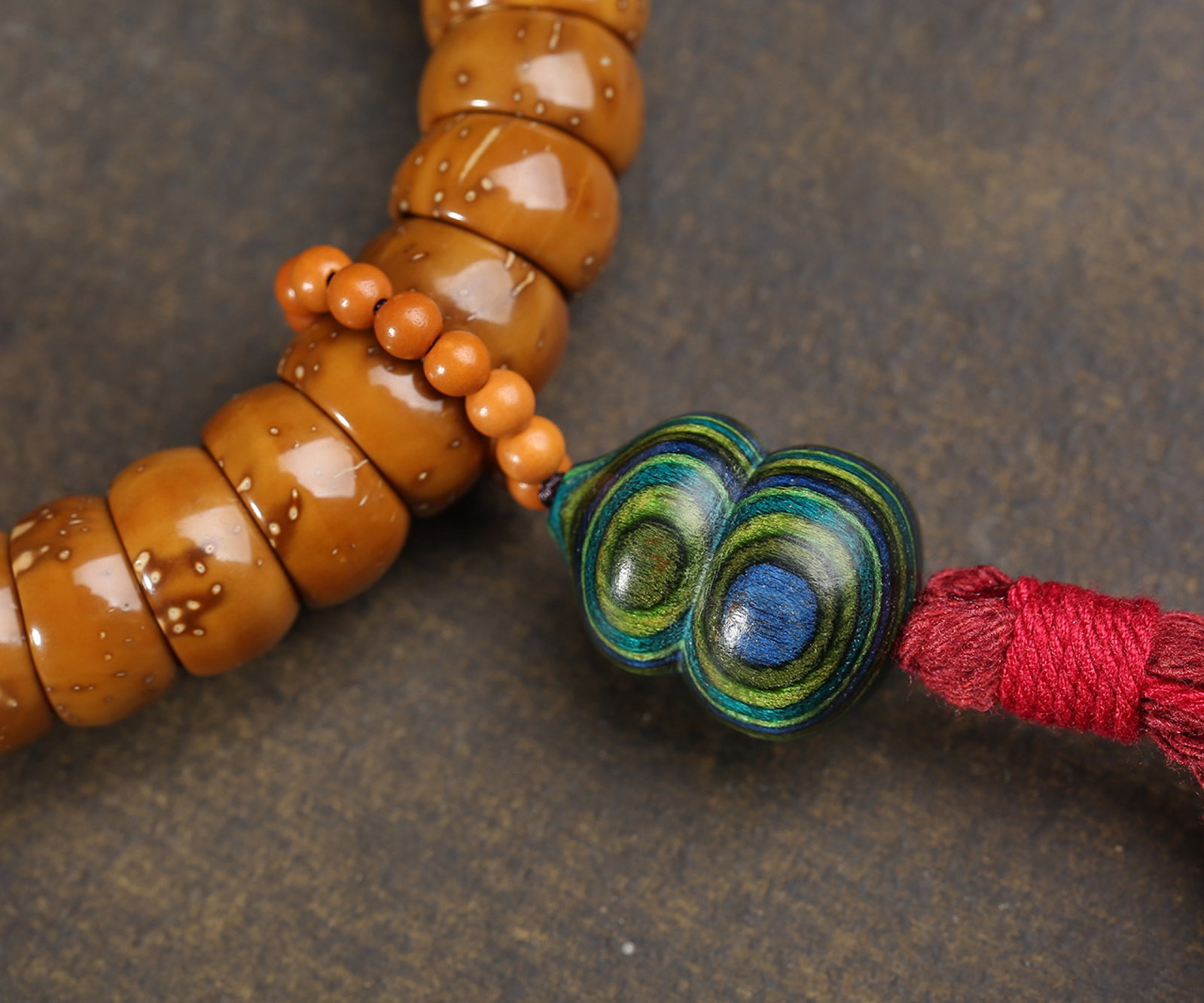 An Exquisite Bodhi Bracelets - 5