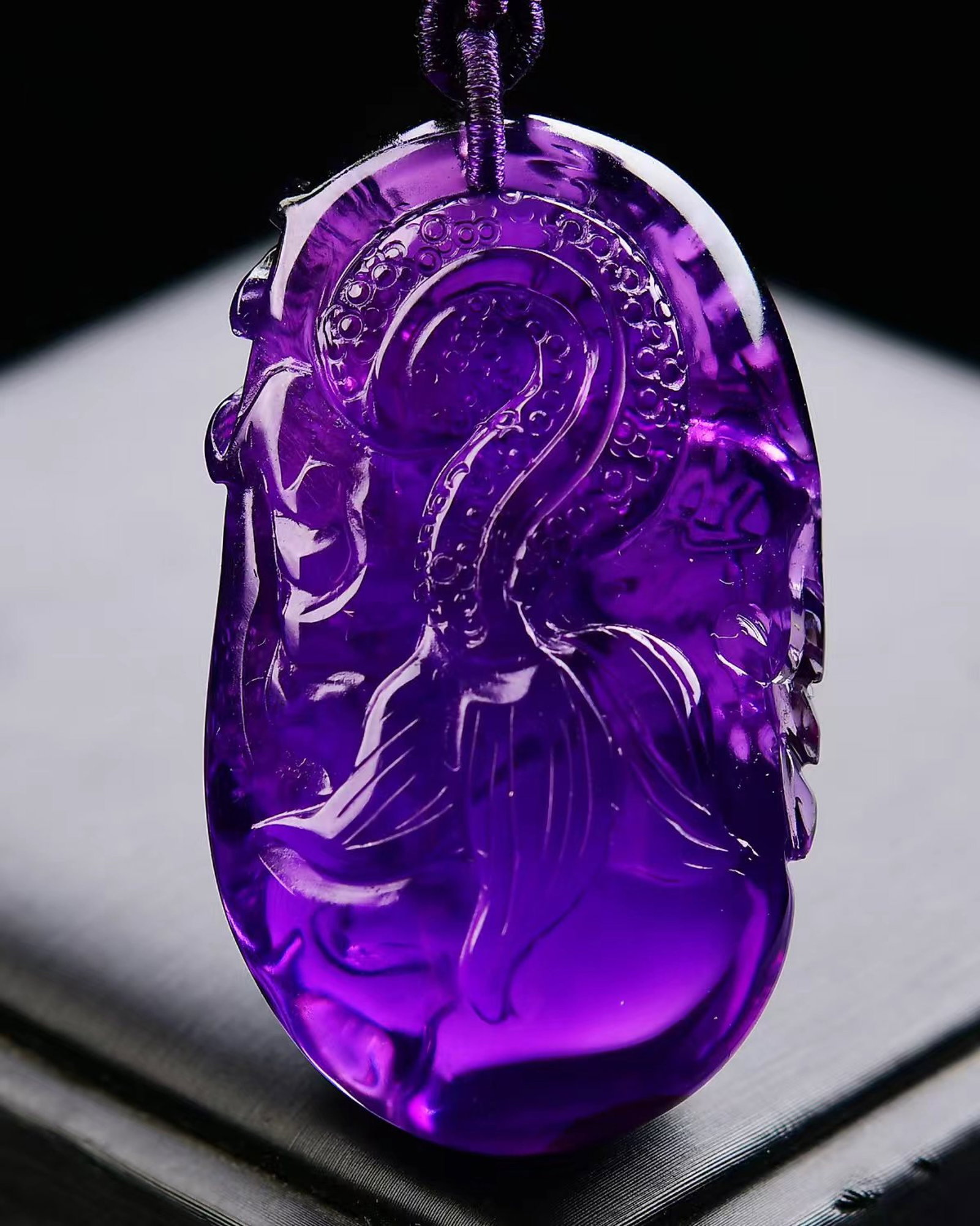 An Exquisite Crystal Dragon Pattern Pendant - 2