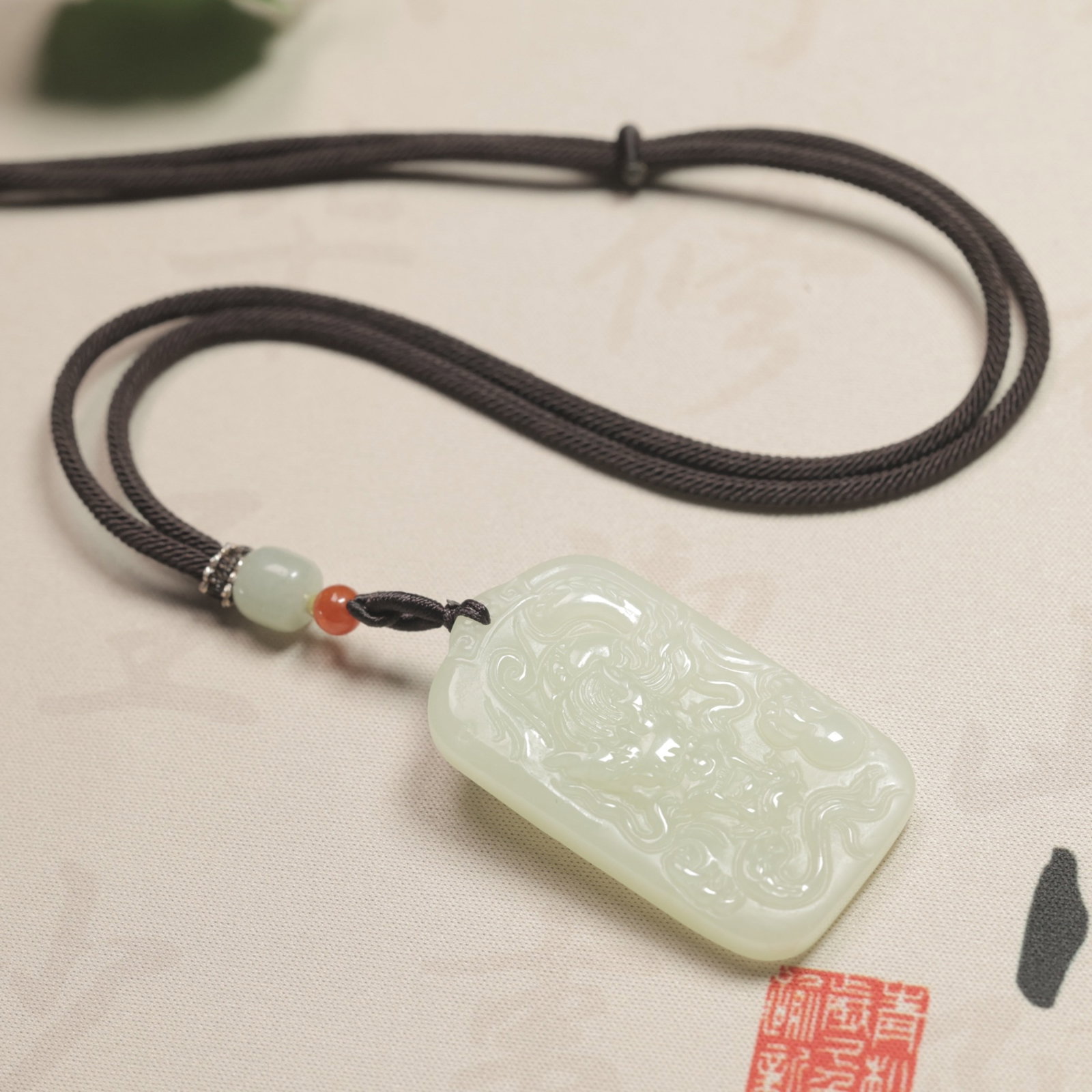 An Exquisite White Jade Dragon Pattern Pendant - 6
