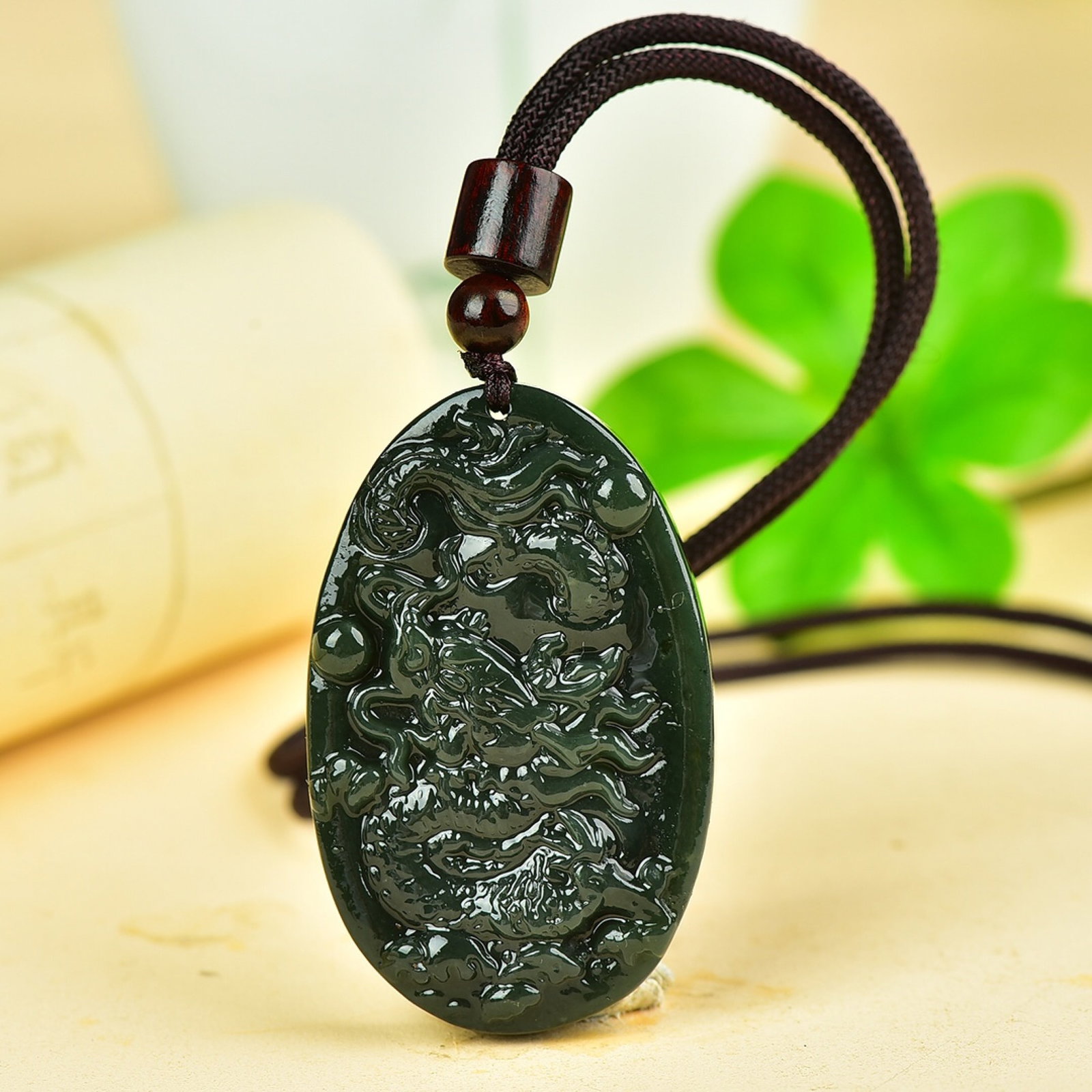 An Exquisite Jasper Dragon Pattern Pendant - 2