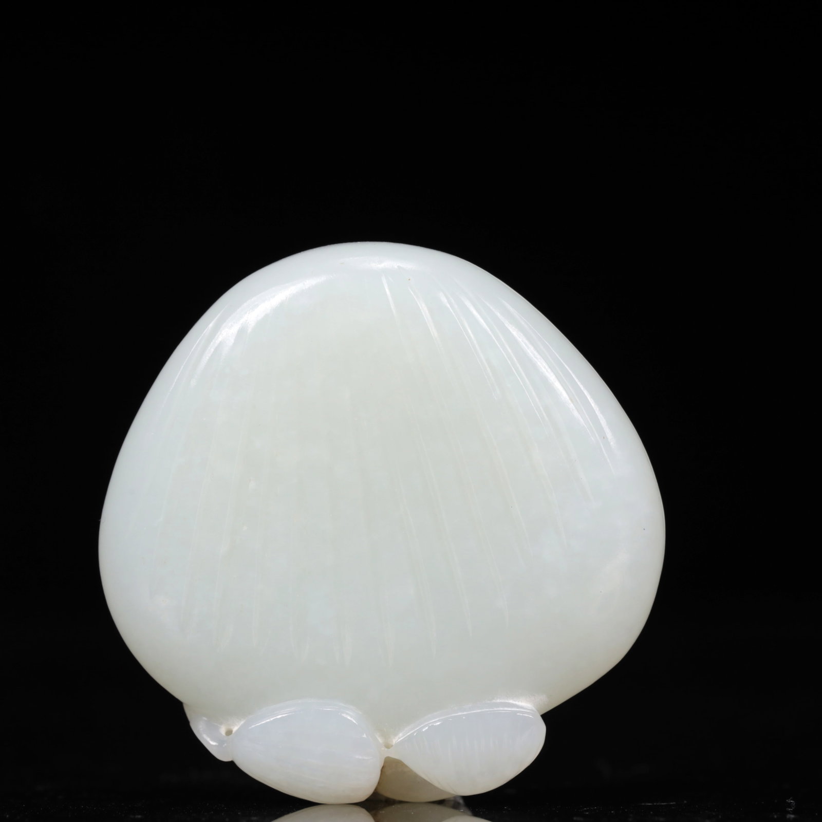An Exquisite White Jade Shell Pendant - 4