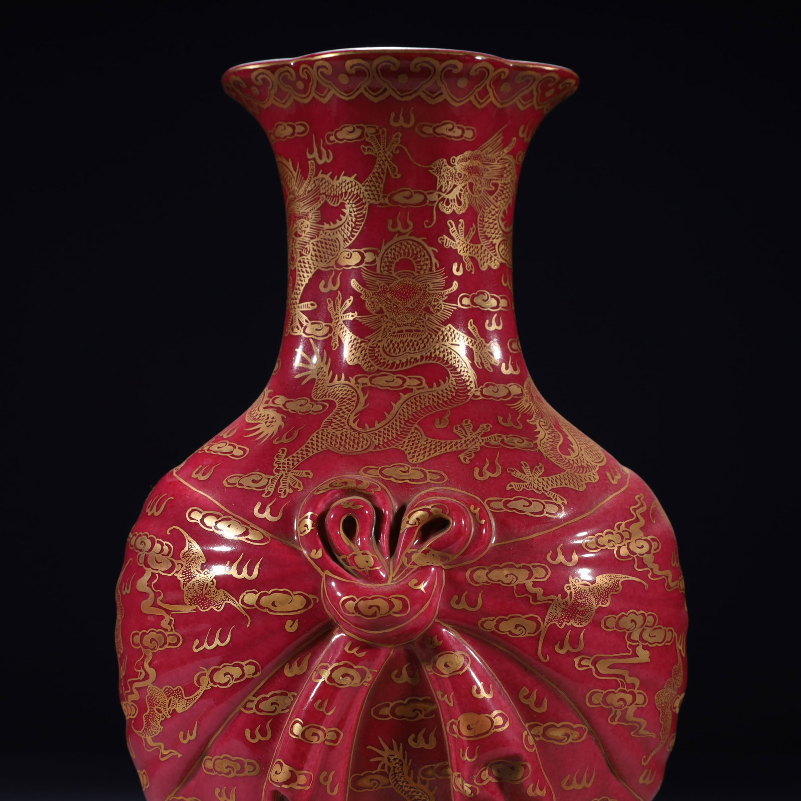 An Exquisite Ruby Red-Glazed Painted Gold Auspicious Cloud and Dragon Pattern Vase - 2