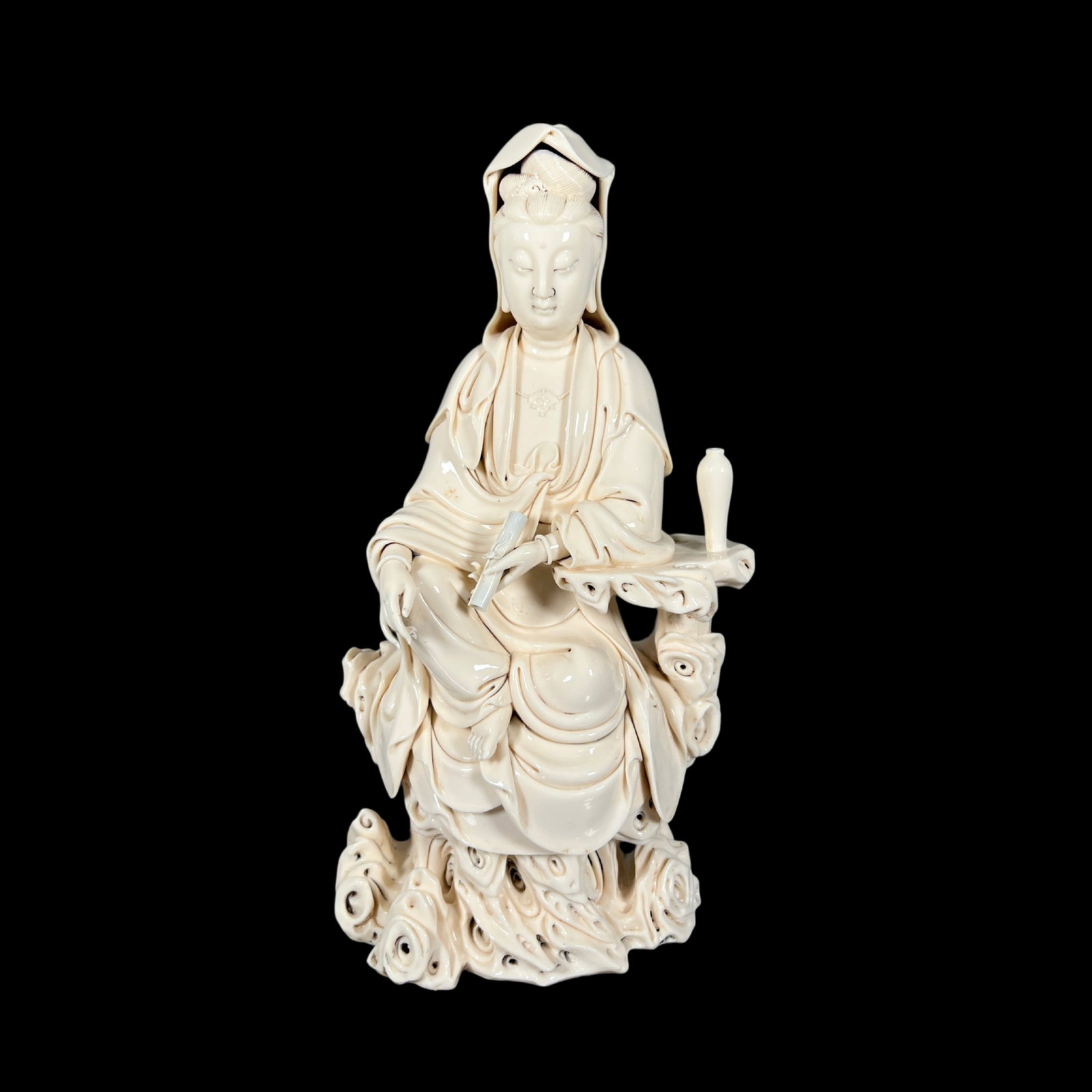 A Solemn Blance-De-Chine Statue of Avalokitesvara: A Solemn Blance-De-Chine Statue of Avalokitesvara,Ming Dynasty,China,He Chaozong Mark,Size:17.5in