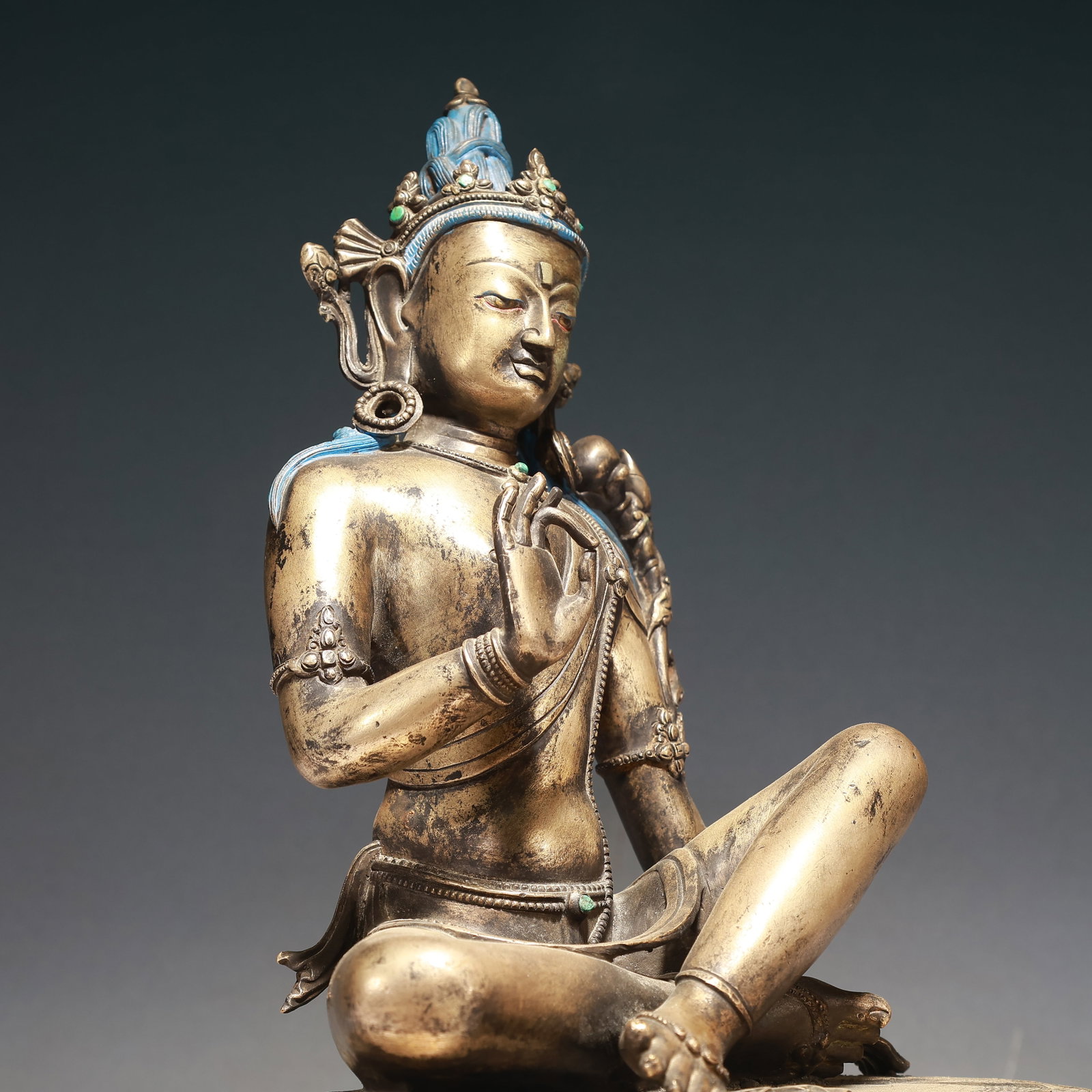 A Solemn Silver Buddha Statue - 7